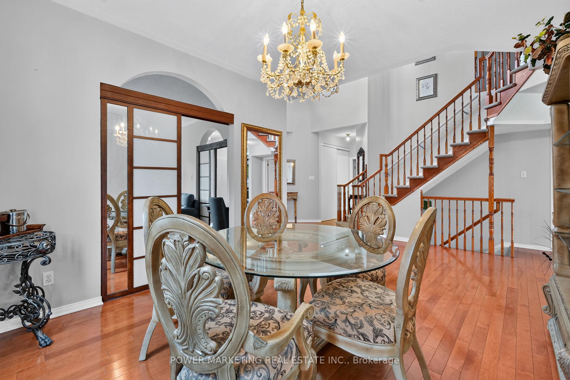 Photo 9 of 2165 Blue Willow Crescent, Ottawa, Chapel Hill South - Orleans Village — HOMEH