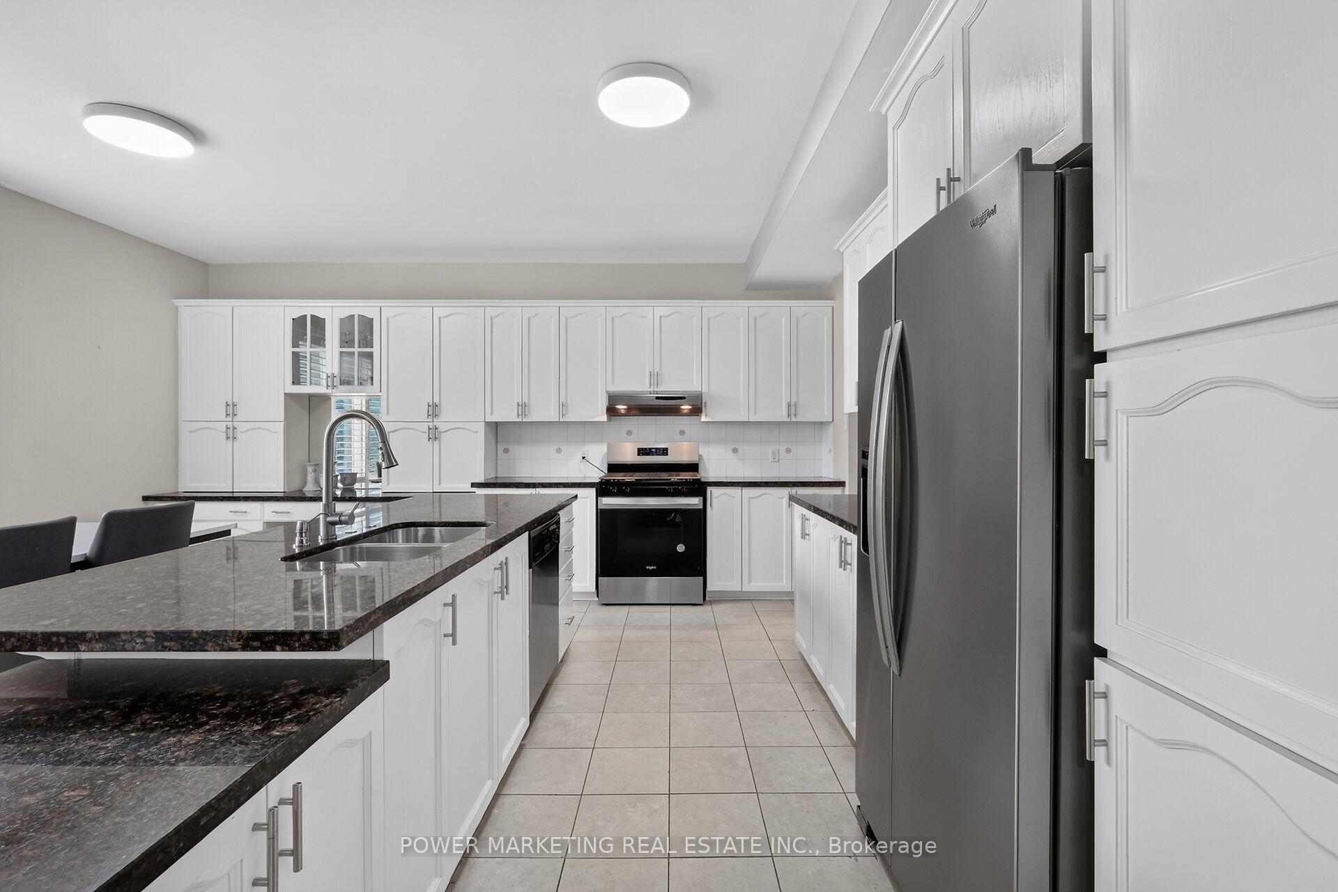 Photo 17 of 2165 Blue Willow Crescent, Ottawa, Chapel Hill South - Orleans Village — HOMEH