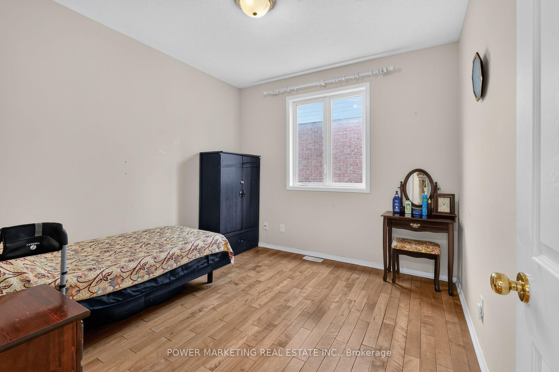 Photo 35 of 2165 Blue Willow Crescent, Ottawa, Chapel Hill South - Orleans Village — HOMEH