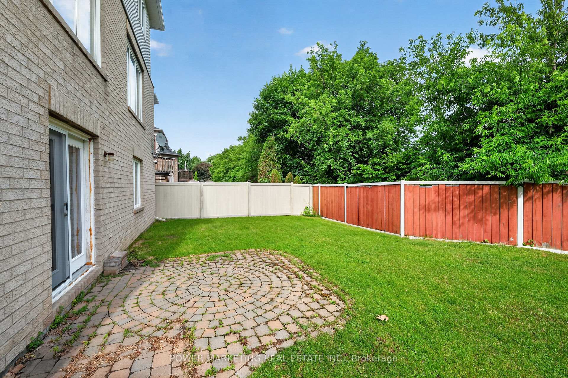 Photo 46 of 2165 Blue Willow Crescent, Ottawa, Chapel Hill South - Orleans Village — HOMEH