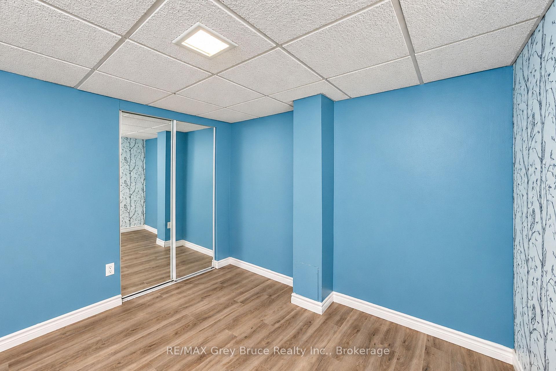 Photo 30 of 740 5th Street E, Owen Sound — HOMEH