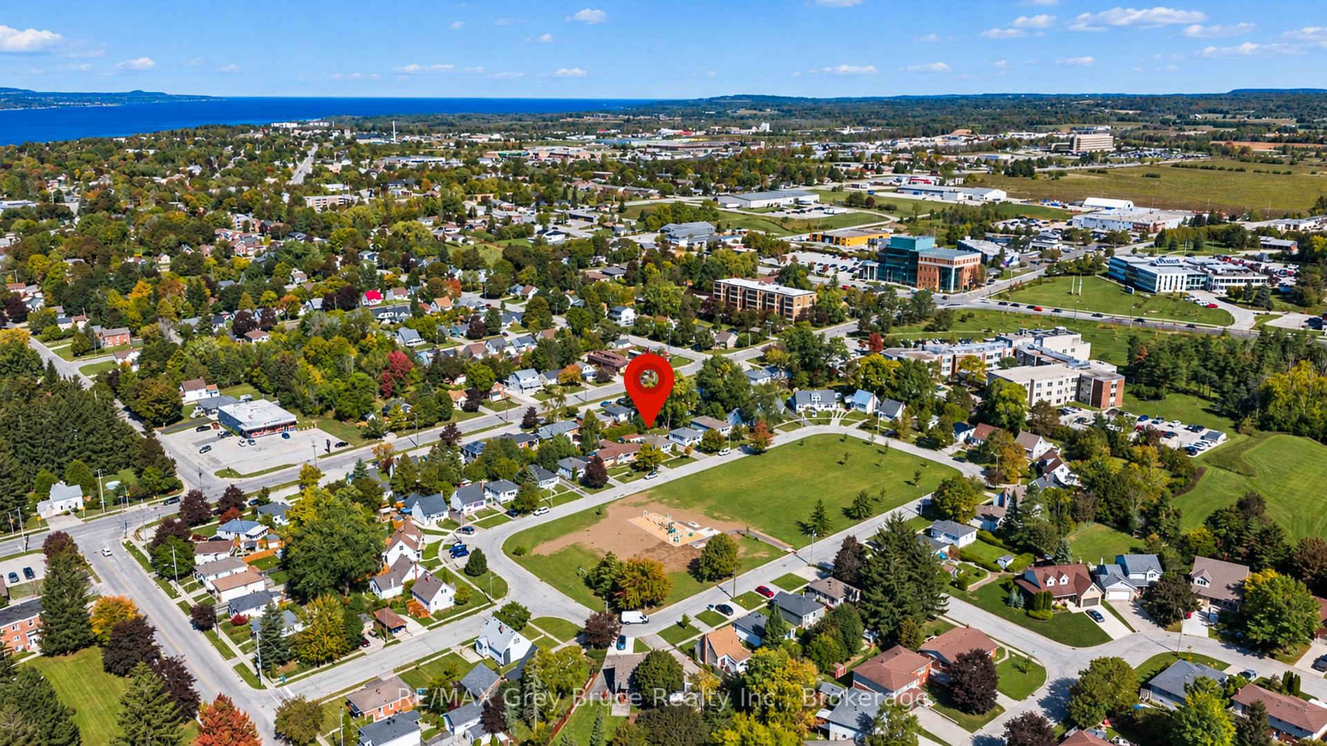 Photo 43 of 740 5th Street E, Owen Sound — HOMEH