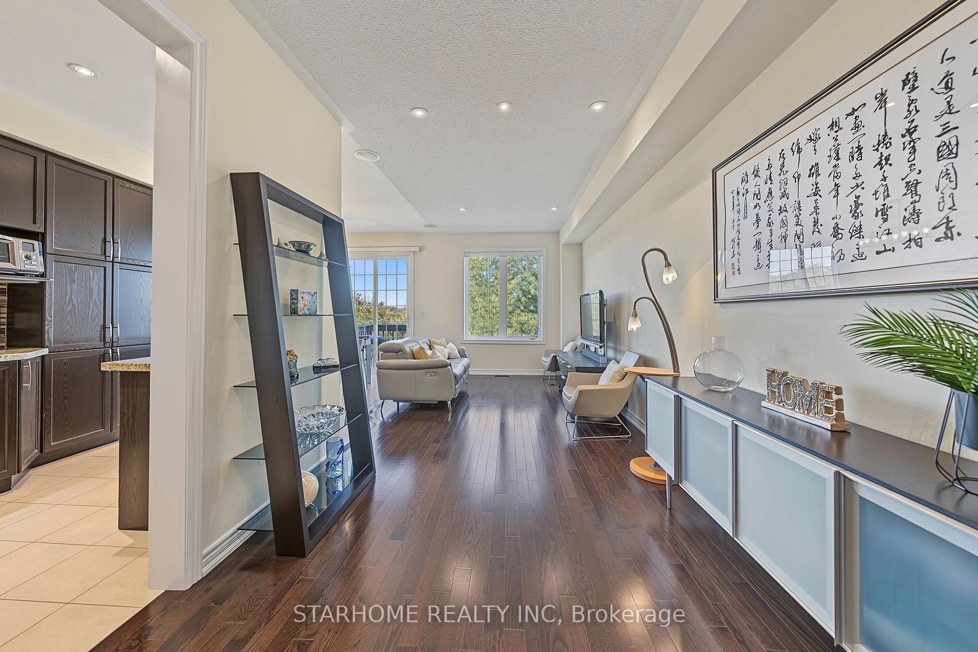 Photo 15 of 14 Valliere Drive, Markham, Berczy — HOMEH