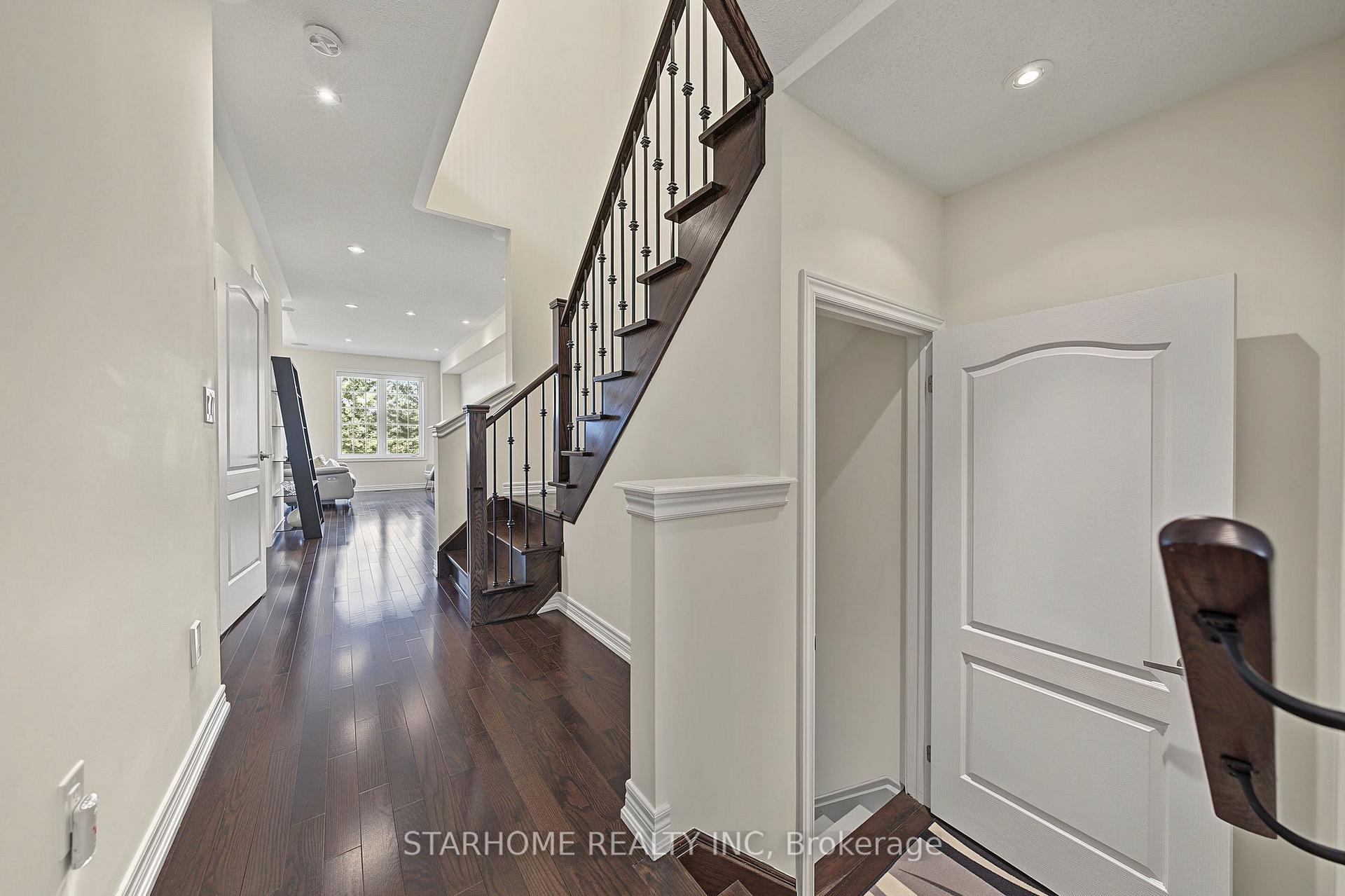 Photo 33 of 14 Valliere Drive, Markham, Berczy — HOMEH