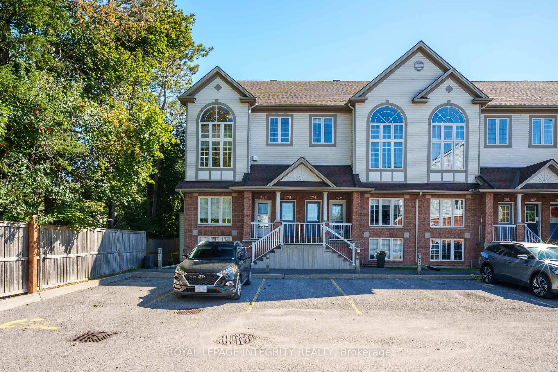 Photo 1 of Unit 20, 376 Wiffen Private, Ottawa, Westcliffe Estates — HOMEH
