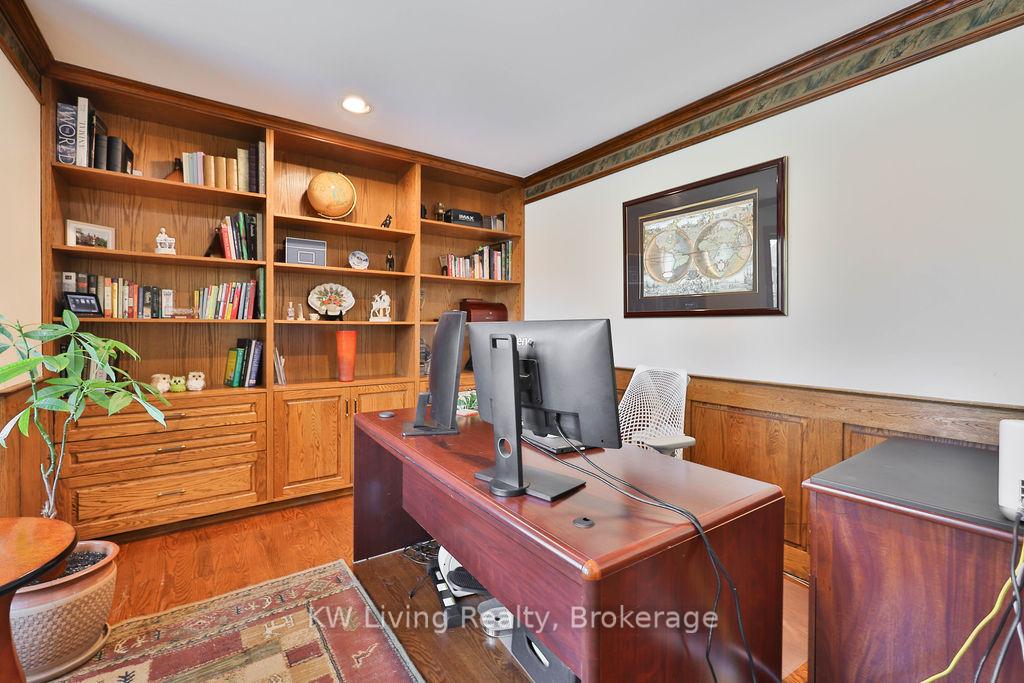 Photo 6 of 1070 Geran Crescent, Mississauga, Sheridan — HOMEH