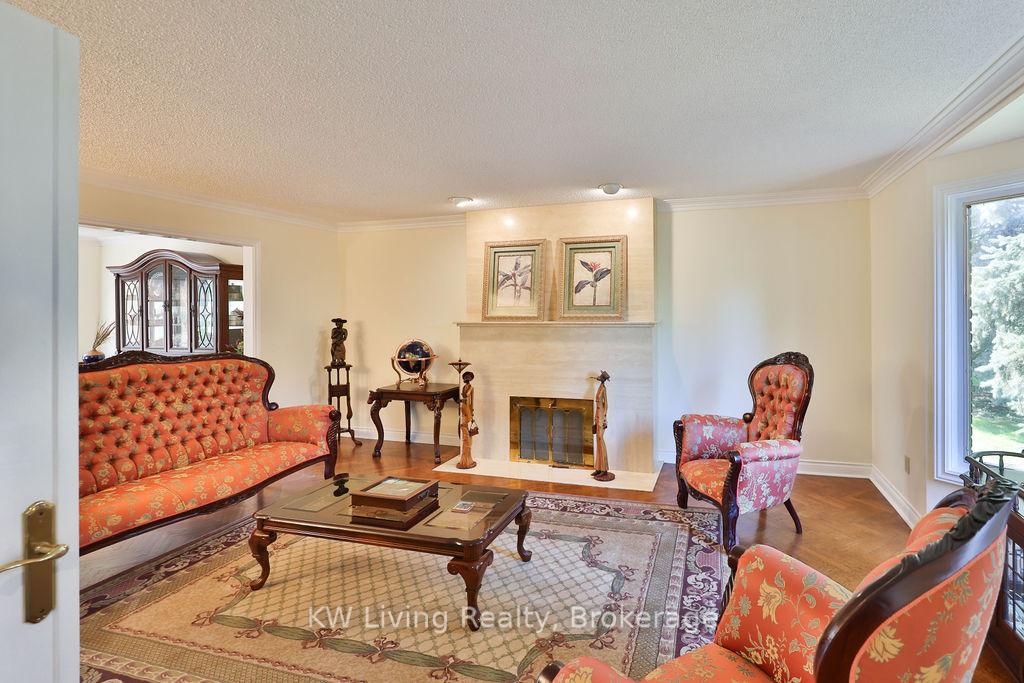 Photo 7 of 1070 Geran Crescent, Mississauga, Sheridan — HOMEH