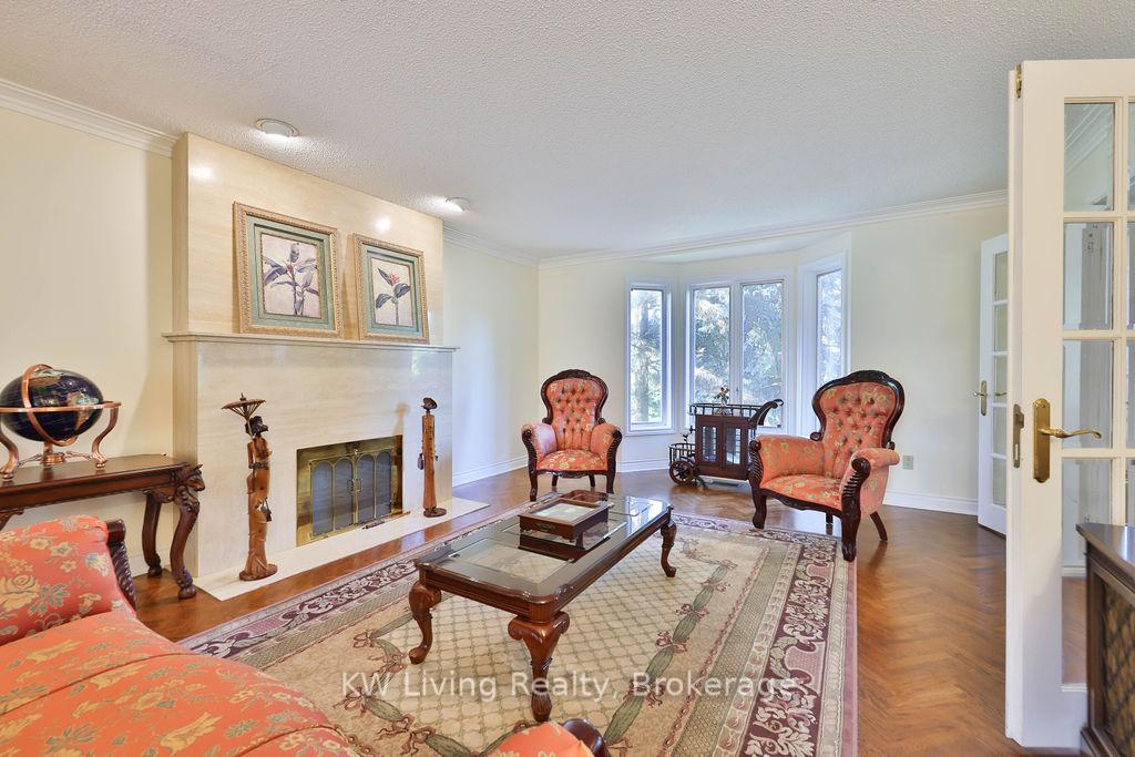 Photo 8 of 1070 Geran Crescent, Mississauga, Sheridan — HOMEH