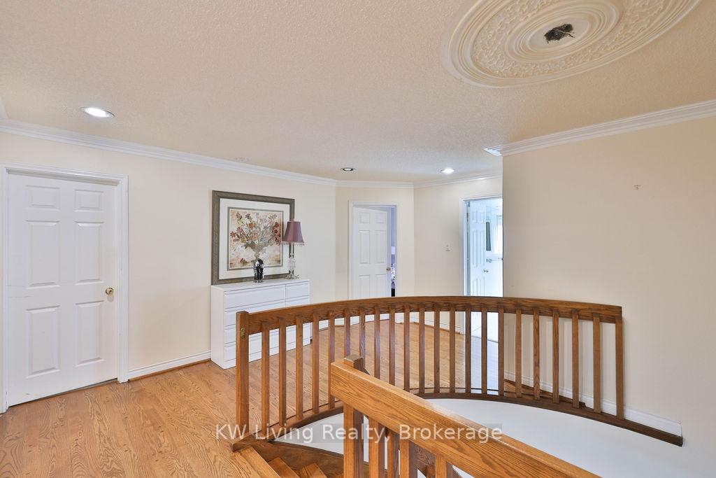 Photo 20 of 1070 Geran Crescent, Mississauga, Sheridan — HOMEH