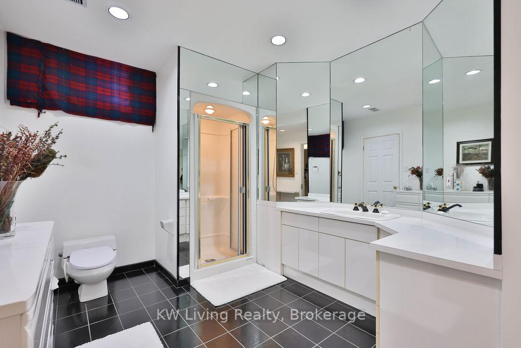 Photo 34 of 1070 Geran Crescent, Mississauga, Sheridan — HOMEH