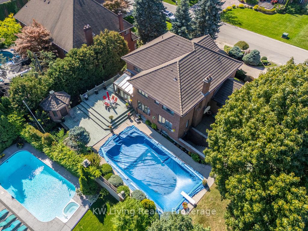 Photo 36 of 1070 Geran Crescent, Mississauga, Sheridan — HOMEH