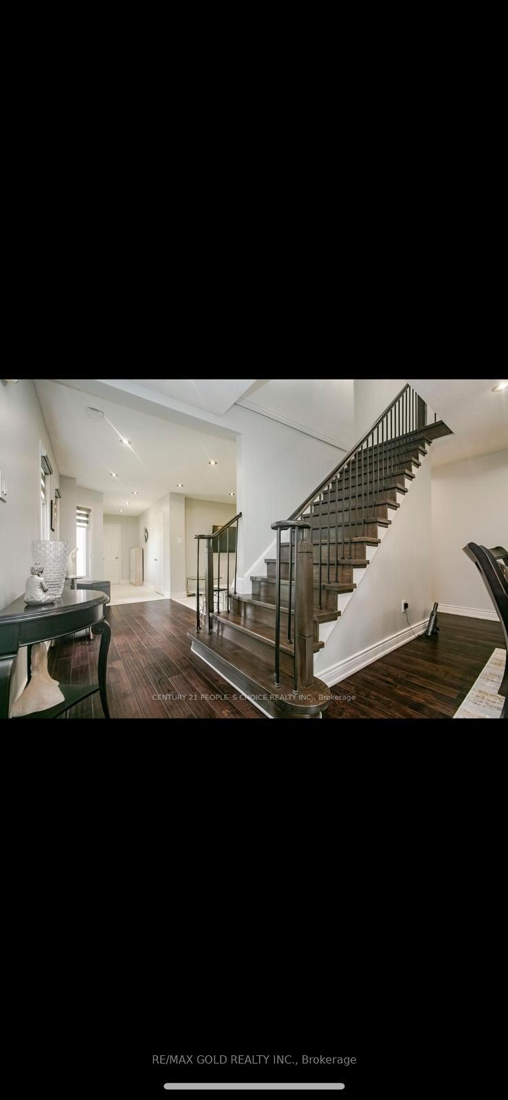 Photo 15 of 95 Lent Crescent, Brampton, Fletcher's West — HOMEH