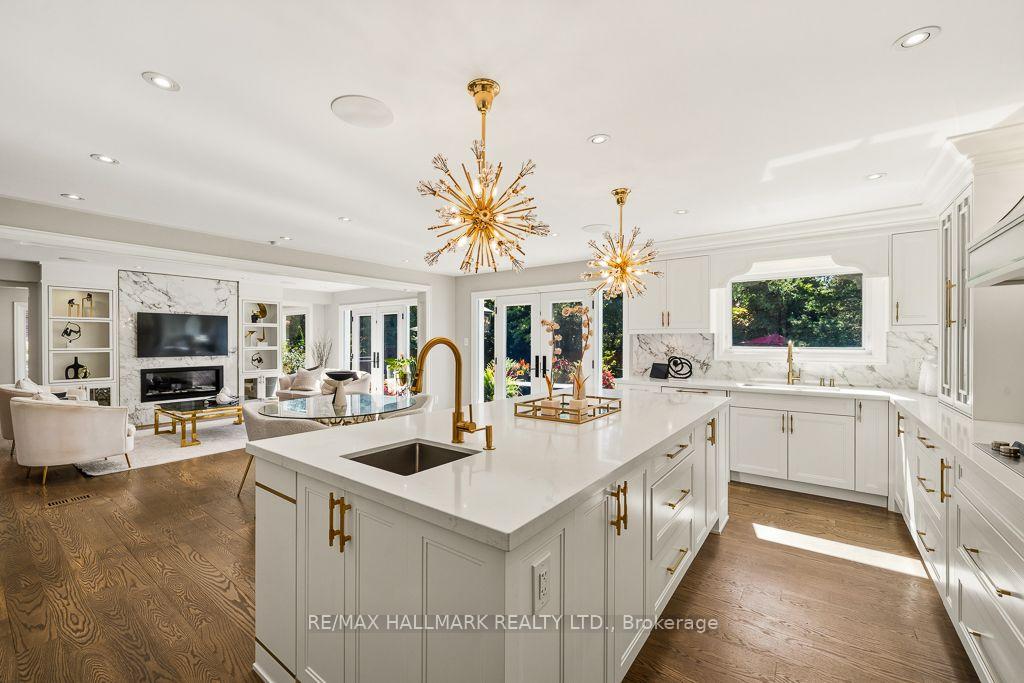 Photo 13 of 18 Ardmore Crescent, Richmond Hill, Bayview Hill — HOMEH
