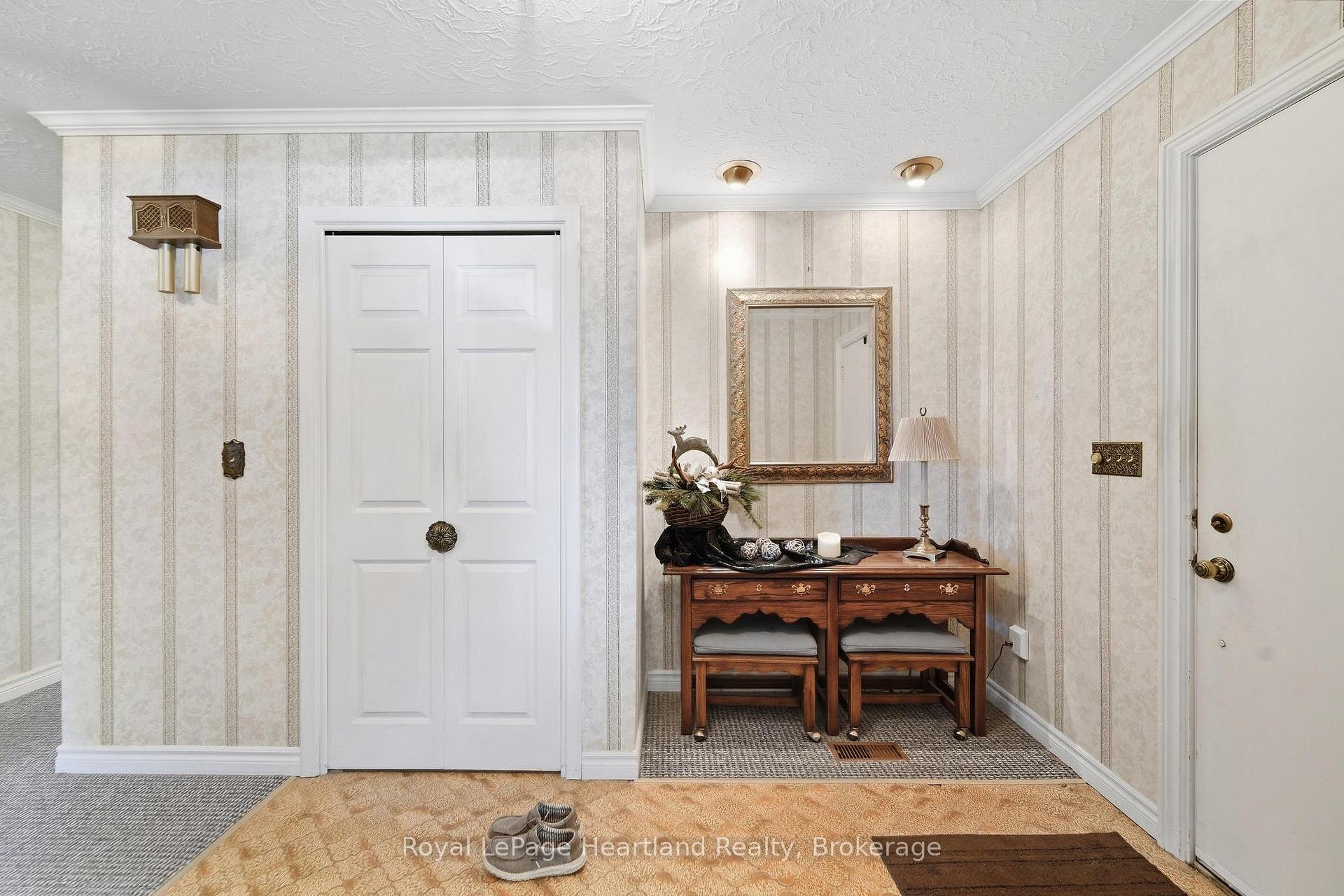 Photo 5 of 283 Albert Street, Central Huron, Clinton — HOMEH