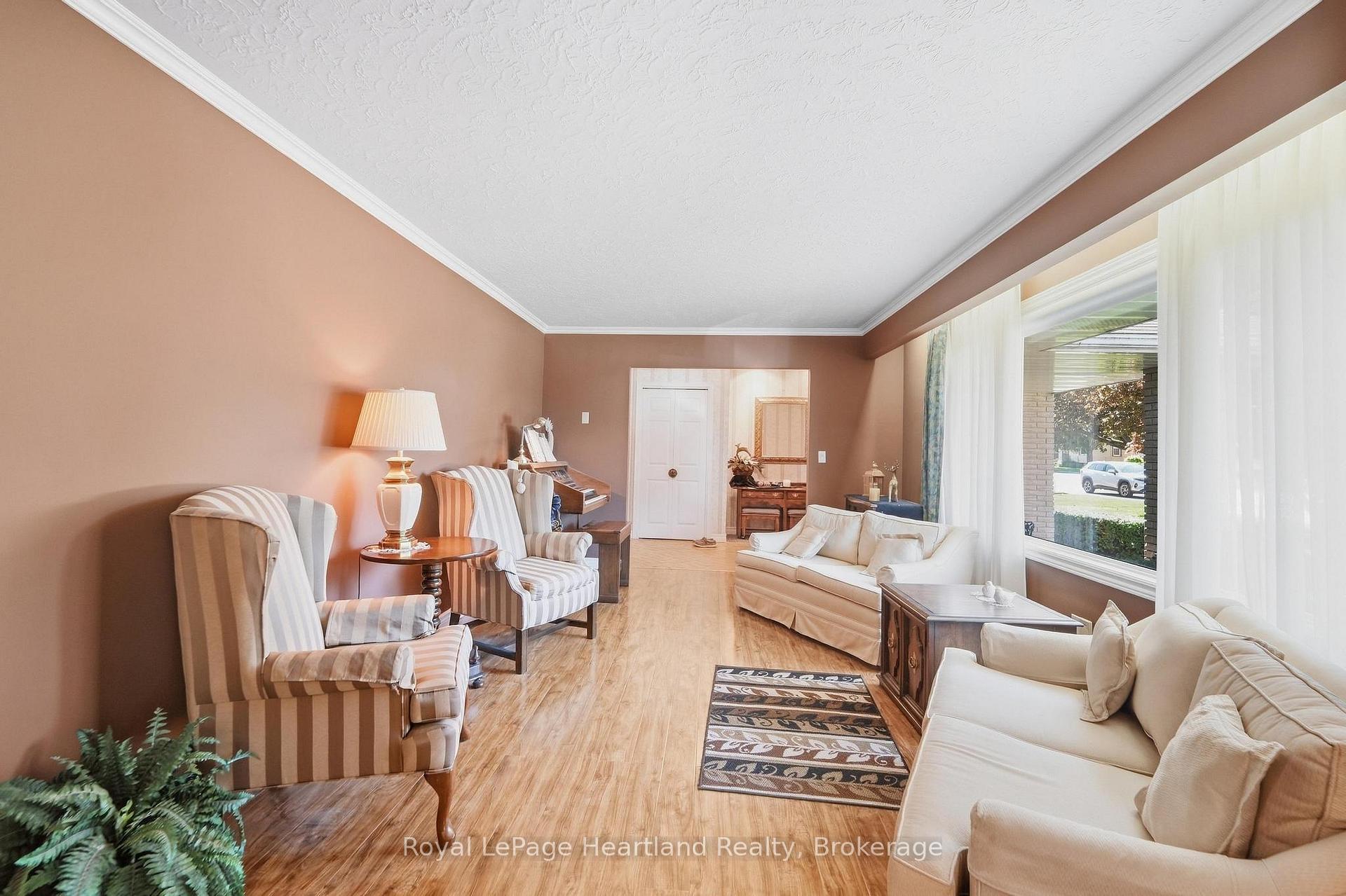 Photo 7 of 283 Albert Street, Central Huron, Clinton — HOMEH