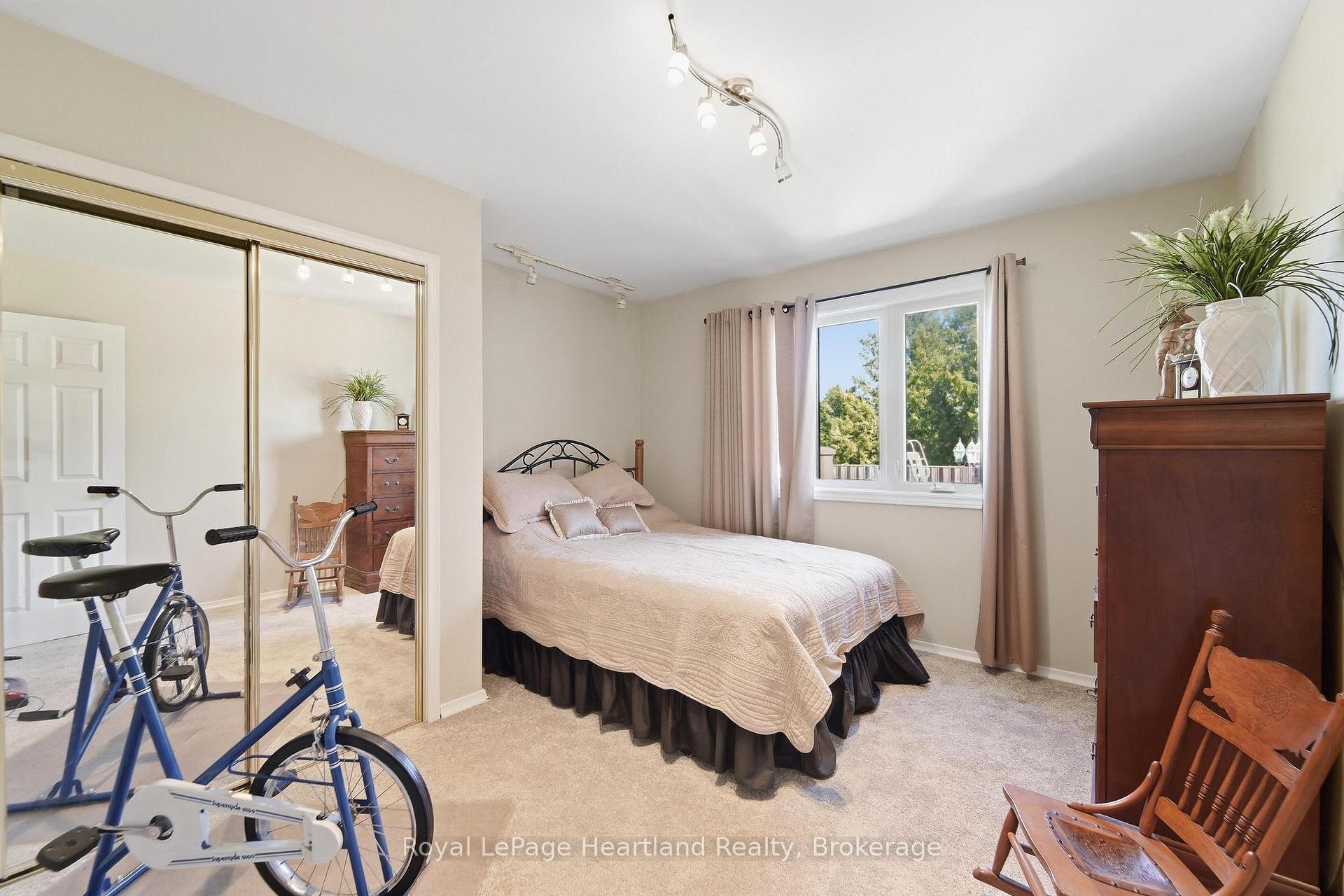 Photo 18 of 283 Albert Street, Central Huron, Clinton — HOMEH