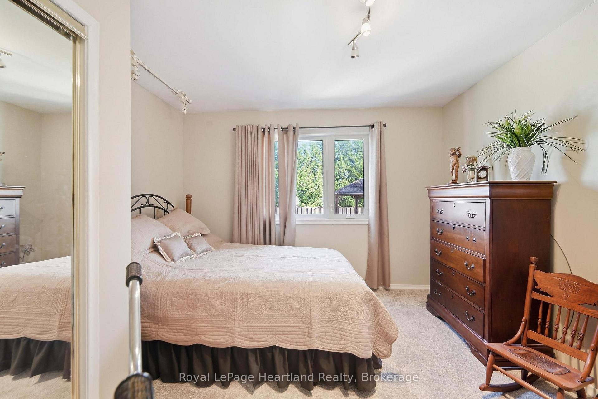 Photo 19 of 283 Albert Street, Central Huron, Clinton — HOMEH
