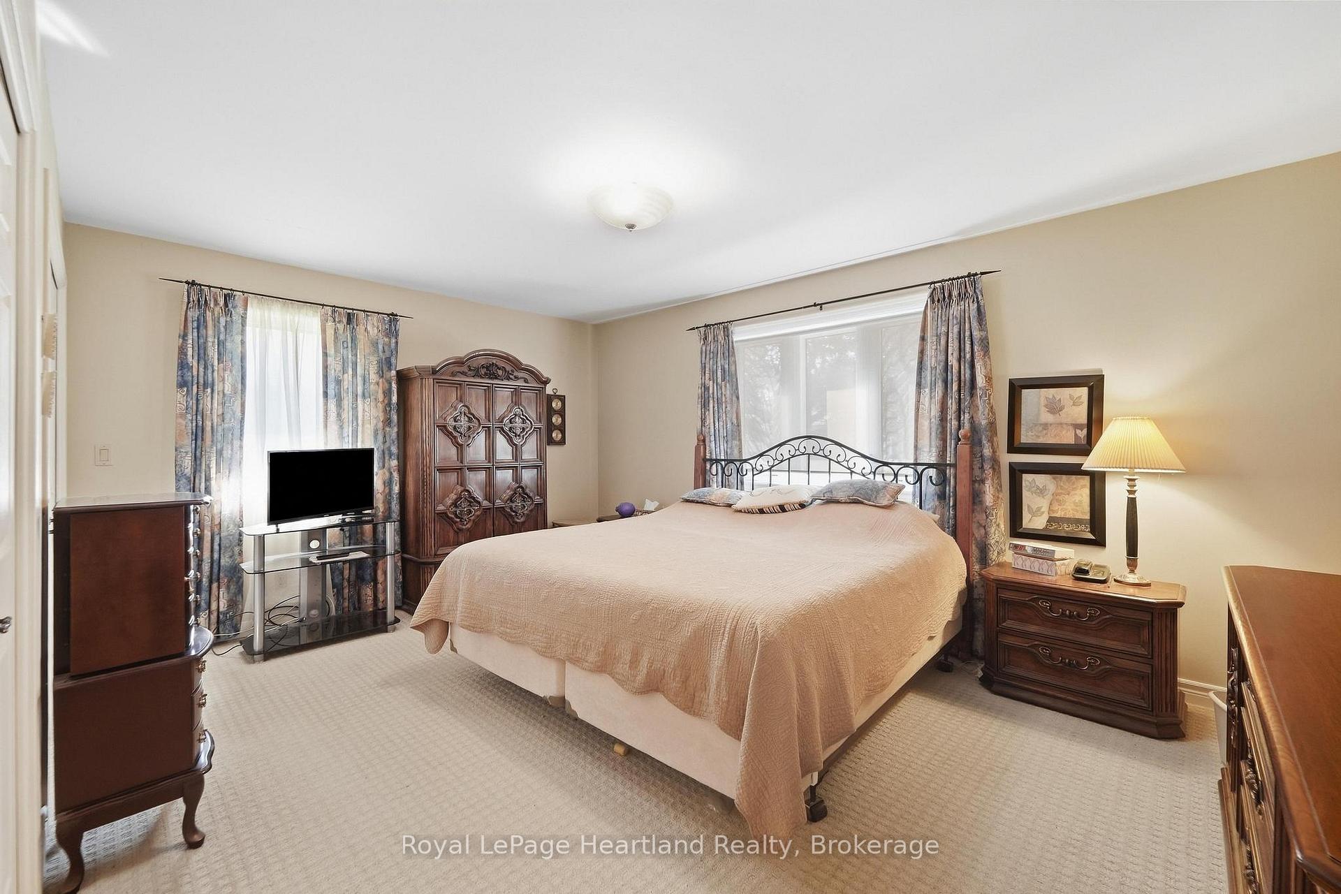 Photo 24 of 283 Albert Street, Central Huron, Clinton — HOMEH