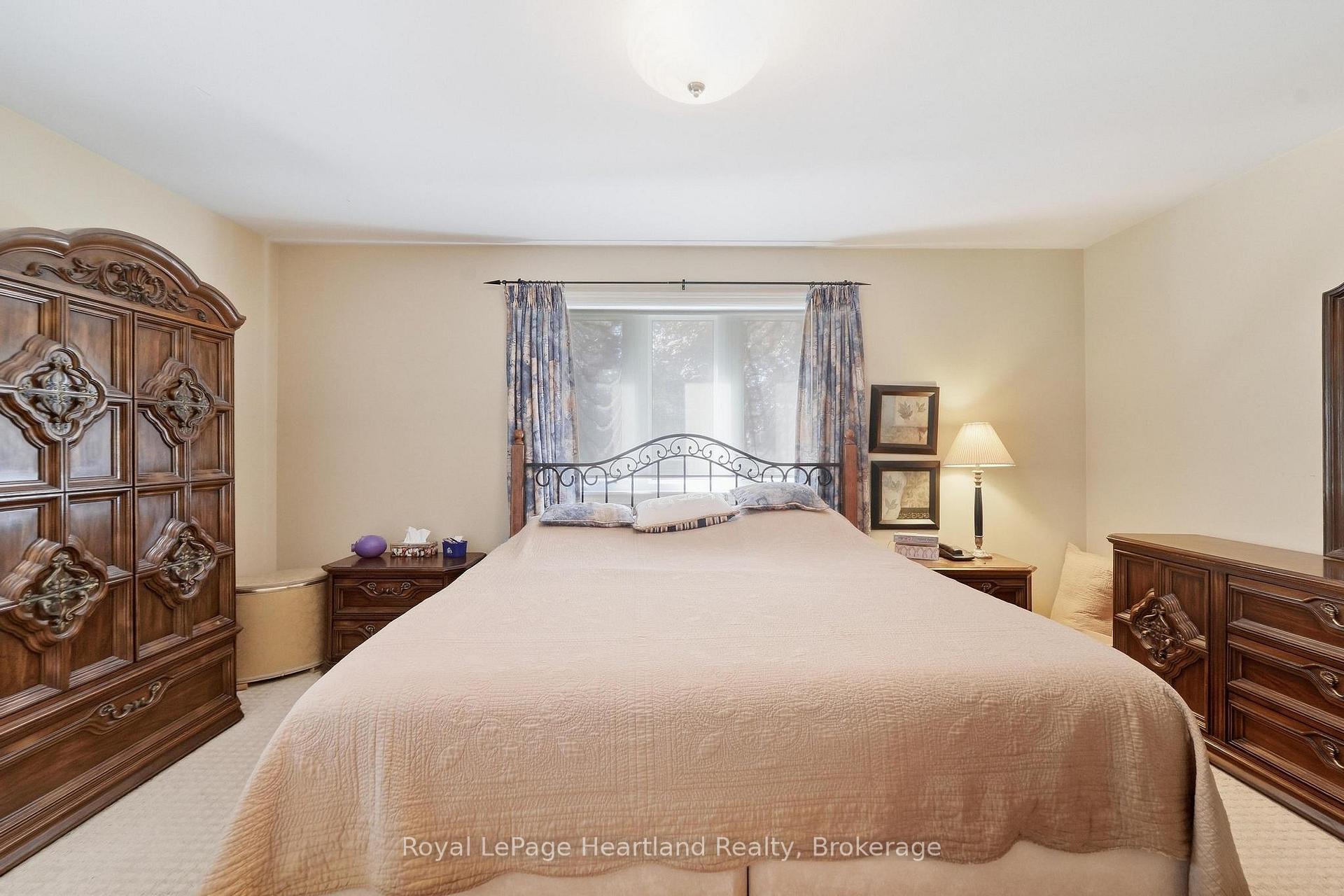 Photo 25 of 283 Albert Street, Central Huron, Clinton — HOMEH