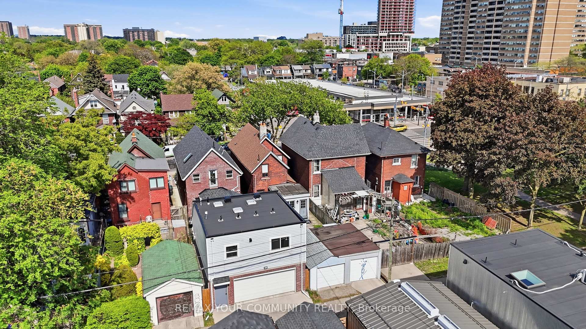 Photo 10 of 330 Main Street, Toronto, East End-Danforth — HOMEH