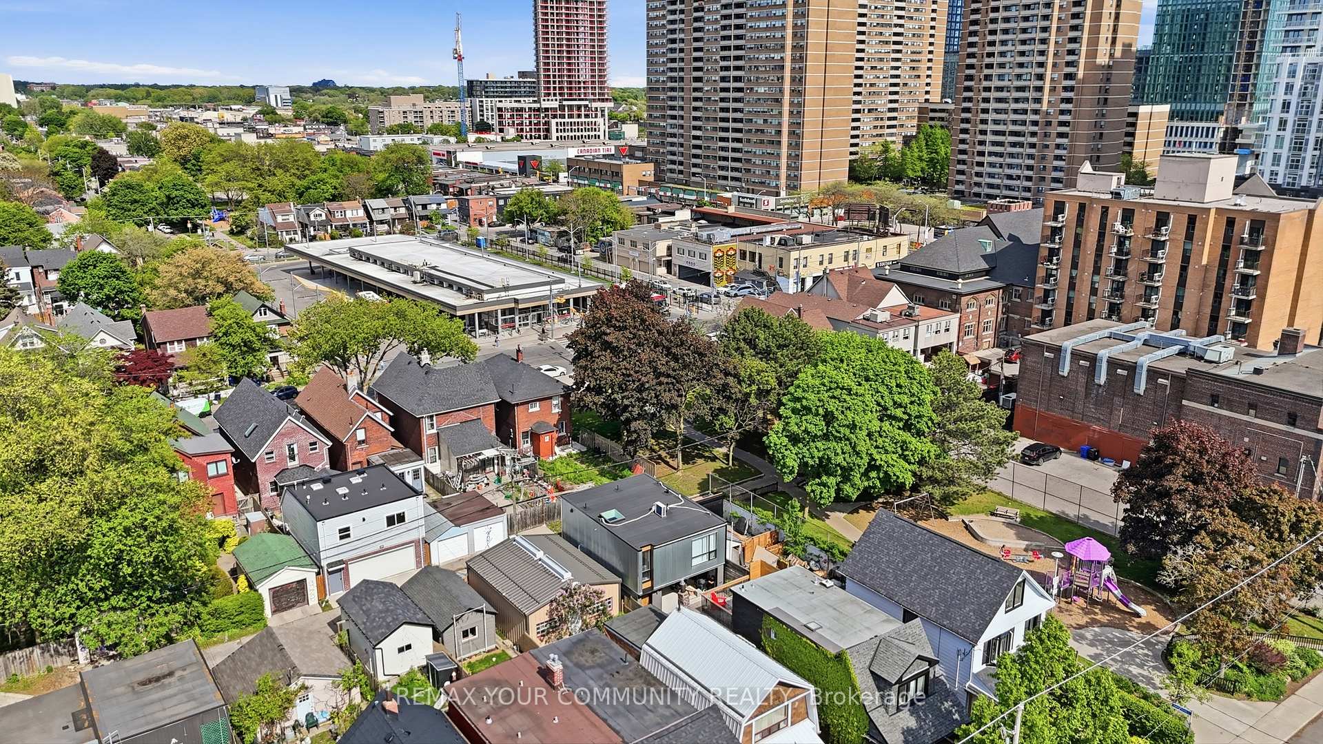 Photo 11 of 330 Main Street, Toronto, East End-Danforth — HOMEH