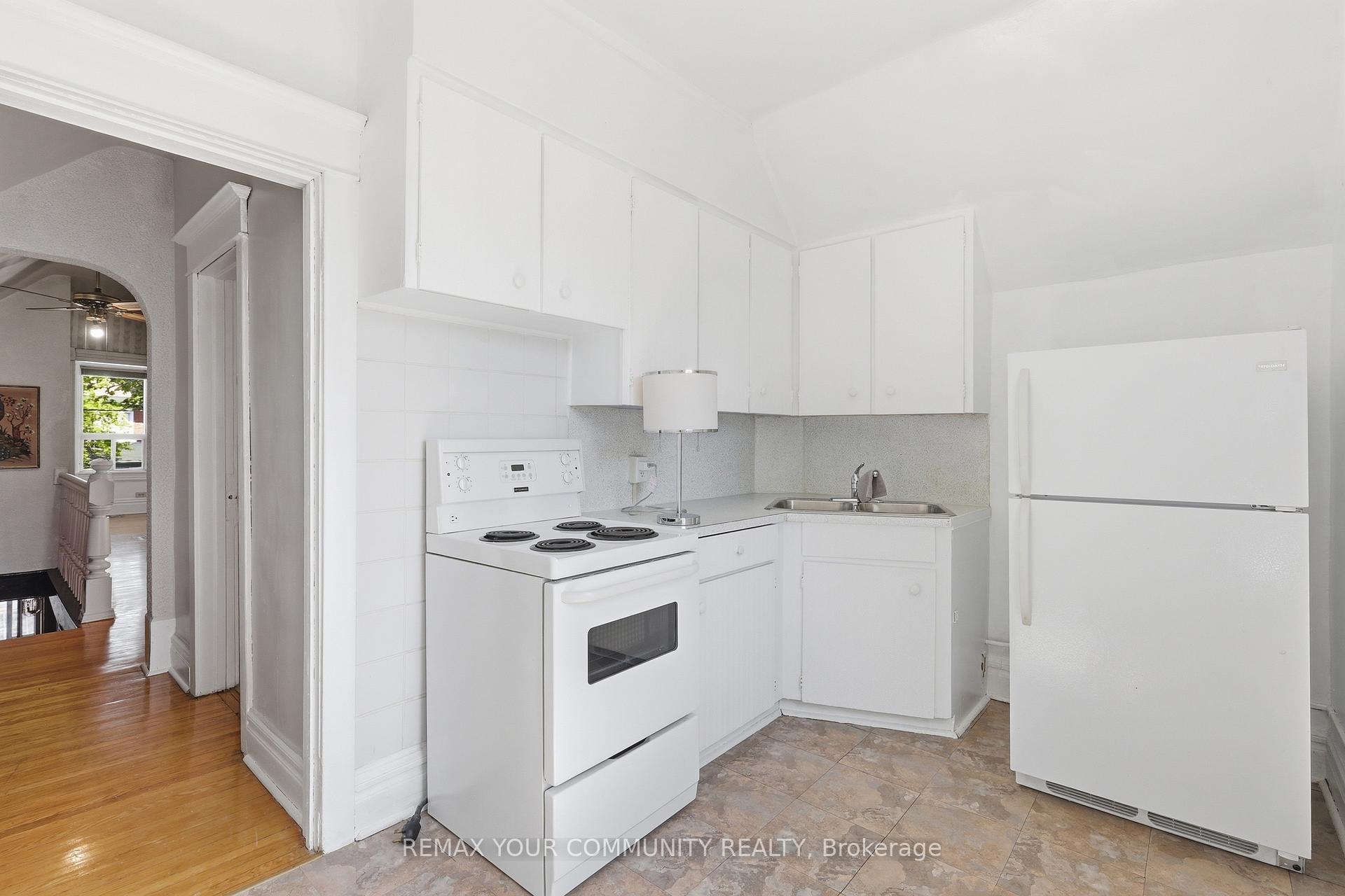 Photo 29 of 330 Main Street, Toronto, East End-Danforth — HOMEH