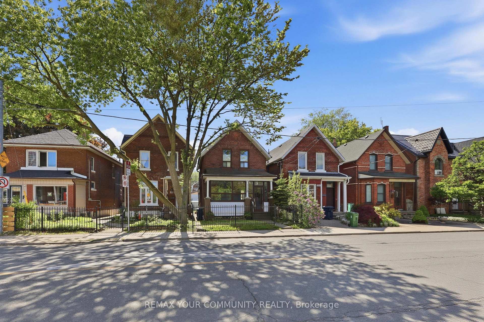 Photo 45 of 330 Main Street, Toronto, East End-Danforth — HOMEH