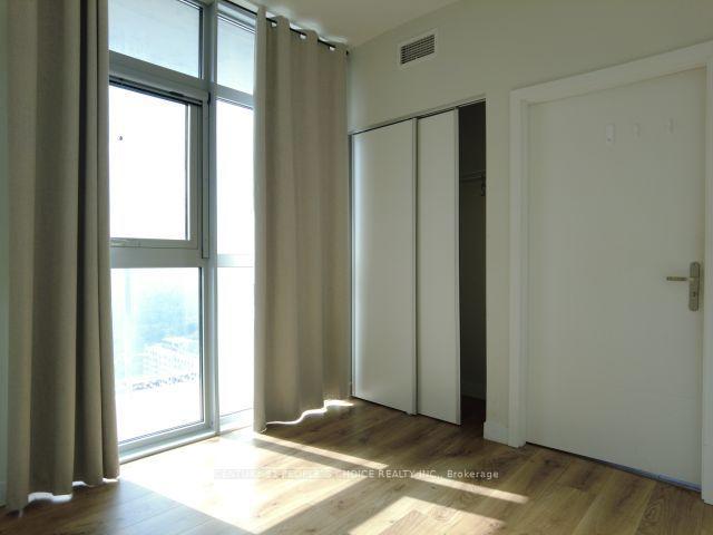 Photo 10 of Unit 2802, 60 Frederick Street, Kitchener, Civic Centre — HOMEH