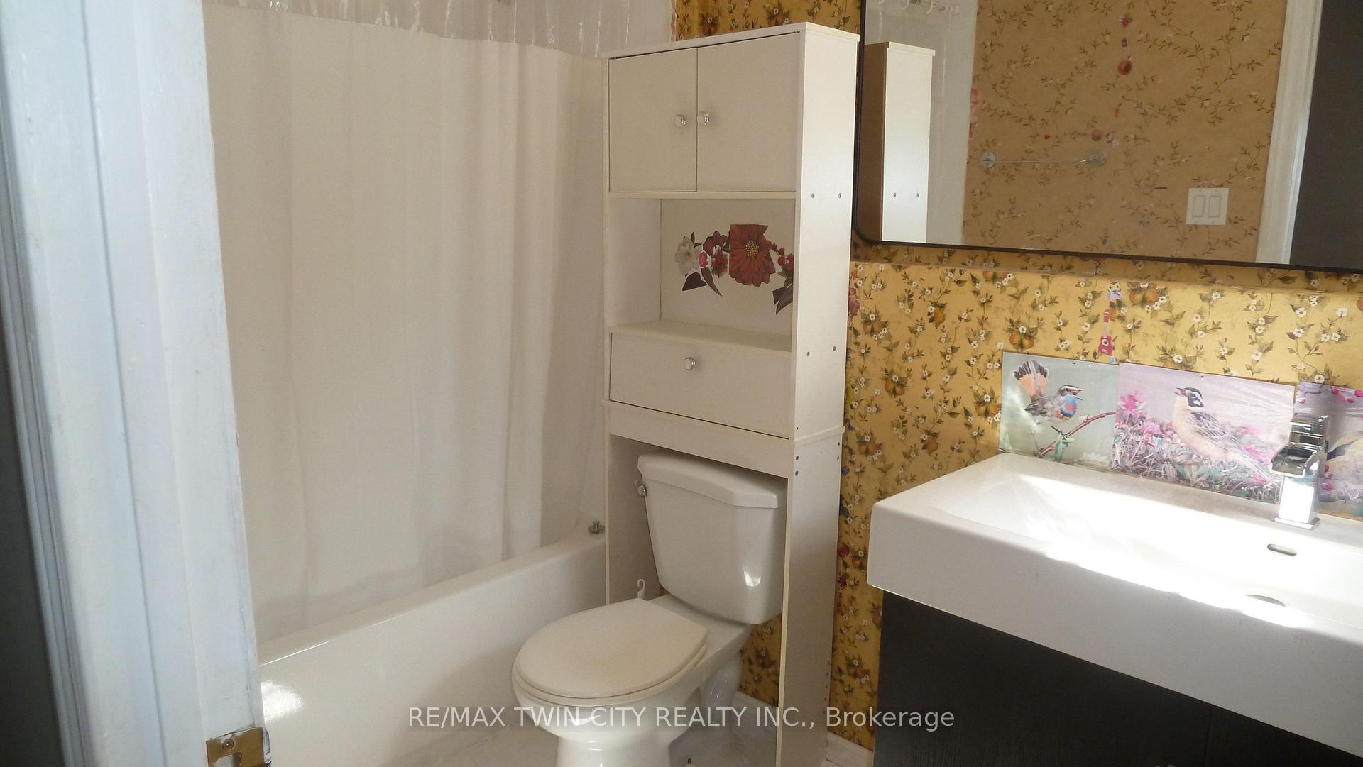 Photo 23 of Unit 4, 647 Albert Street, Waterloo, Lakeshore Village — HOMEH