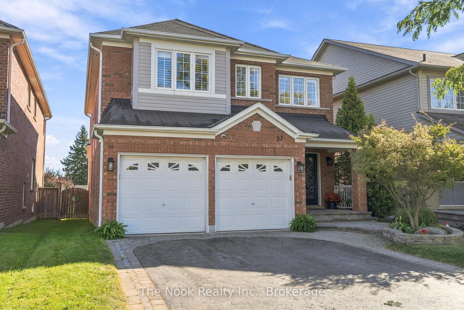 Photo 3 of 37 Swindells Street, Clarington, Bowmanville — HOMEH