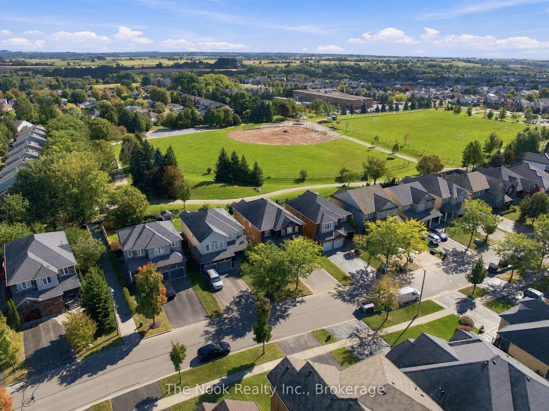 Photo 40 of 37 Swindells Street, Clarington, Bowmanville — HOMEH