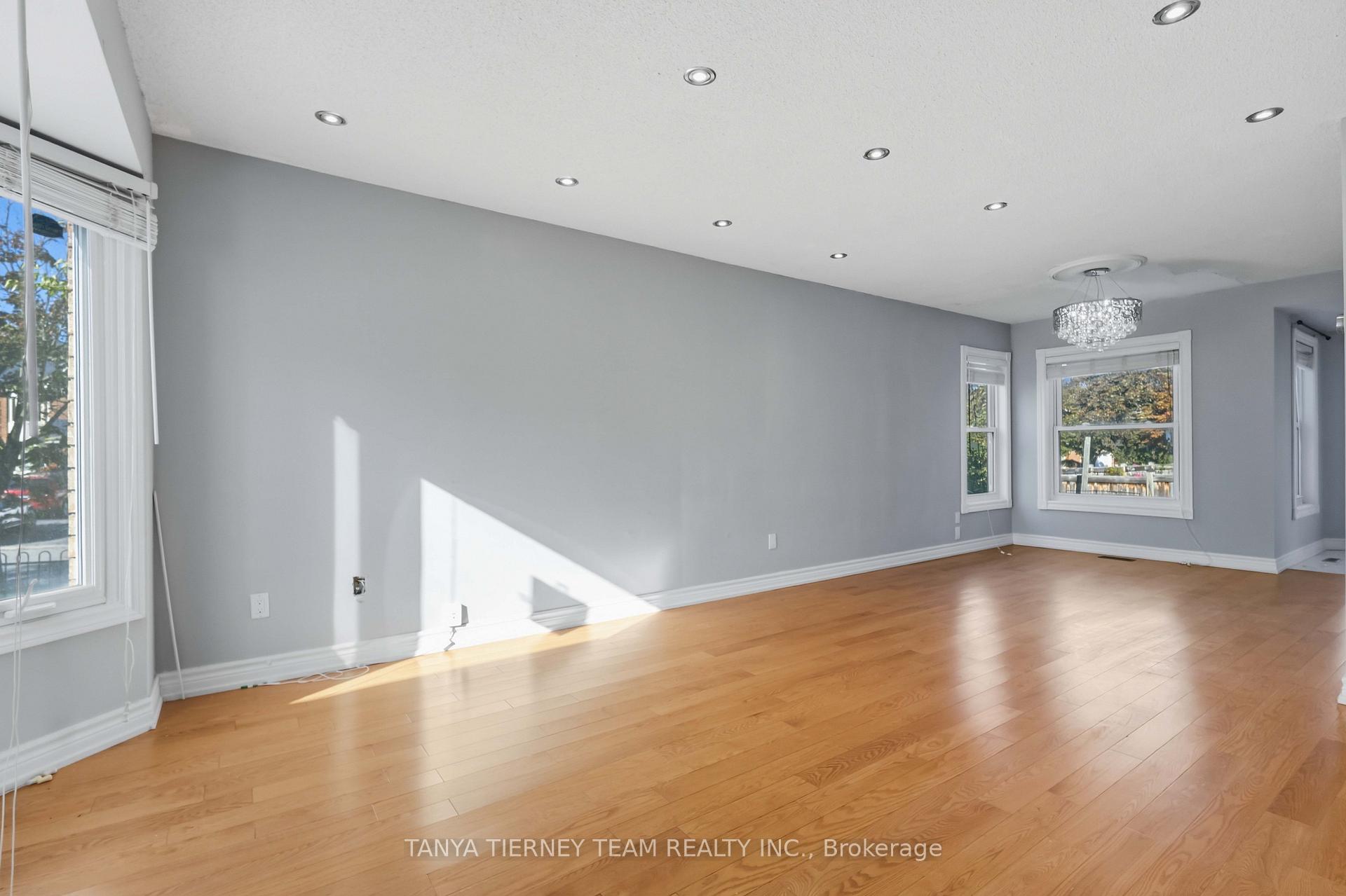 Photo 4 of 11 Hunter Drive, Ajax, Central West — HOMEH