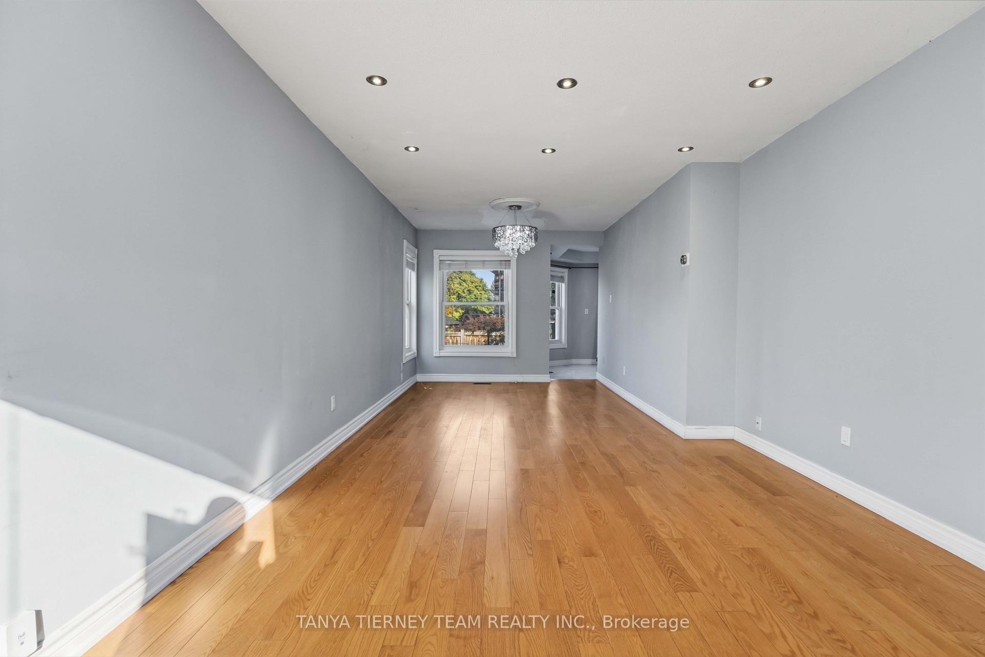 Photo 5 of 11 Hunter Drive, Ajax, Central West — HOMEH