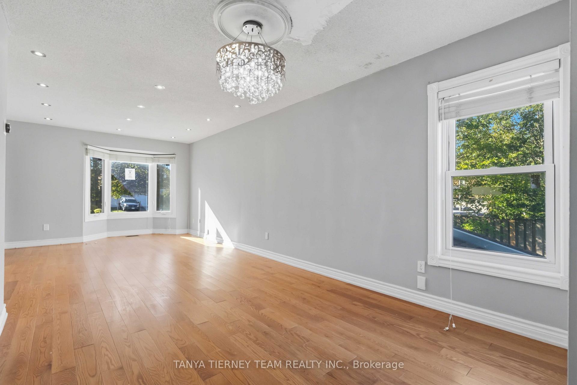 Photo 9 of 11 Hunter Drive, Ajax, Central West — HOMEH