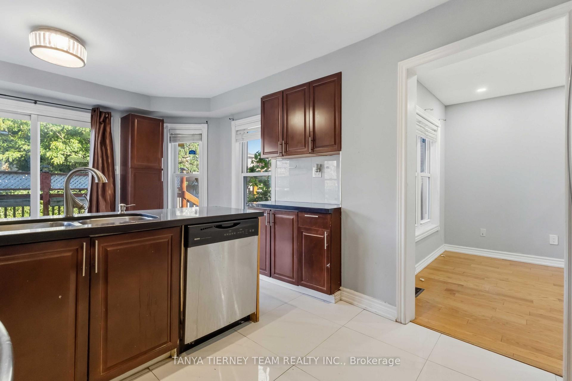 Photo 17 of 11 Hunter Drive, Ajax, Central West — HOMEH