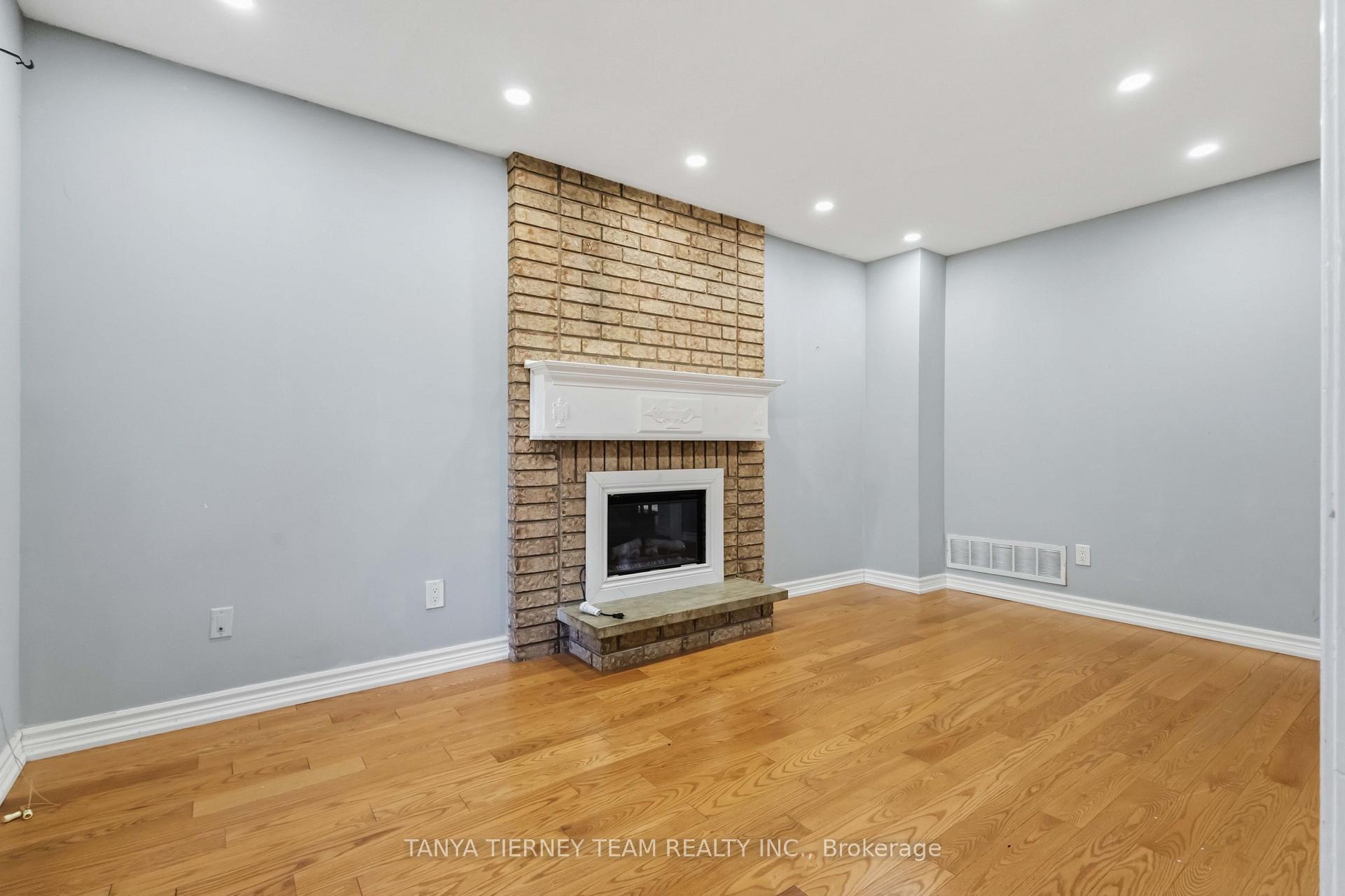Photo 19 of 11 Hunter Drive, Ajax, Central West — HOMEH