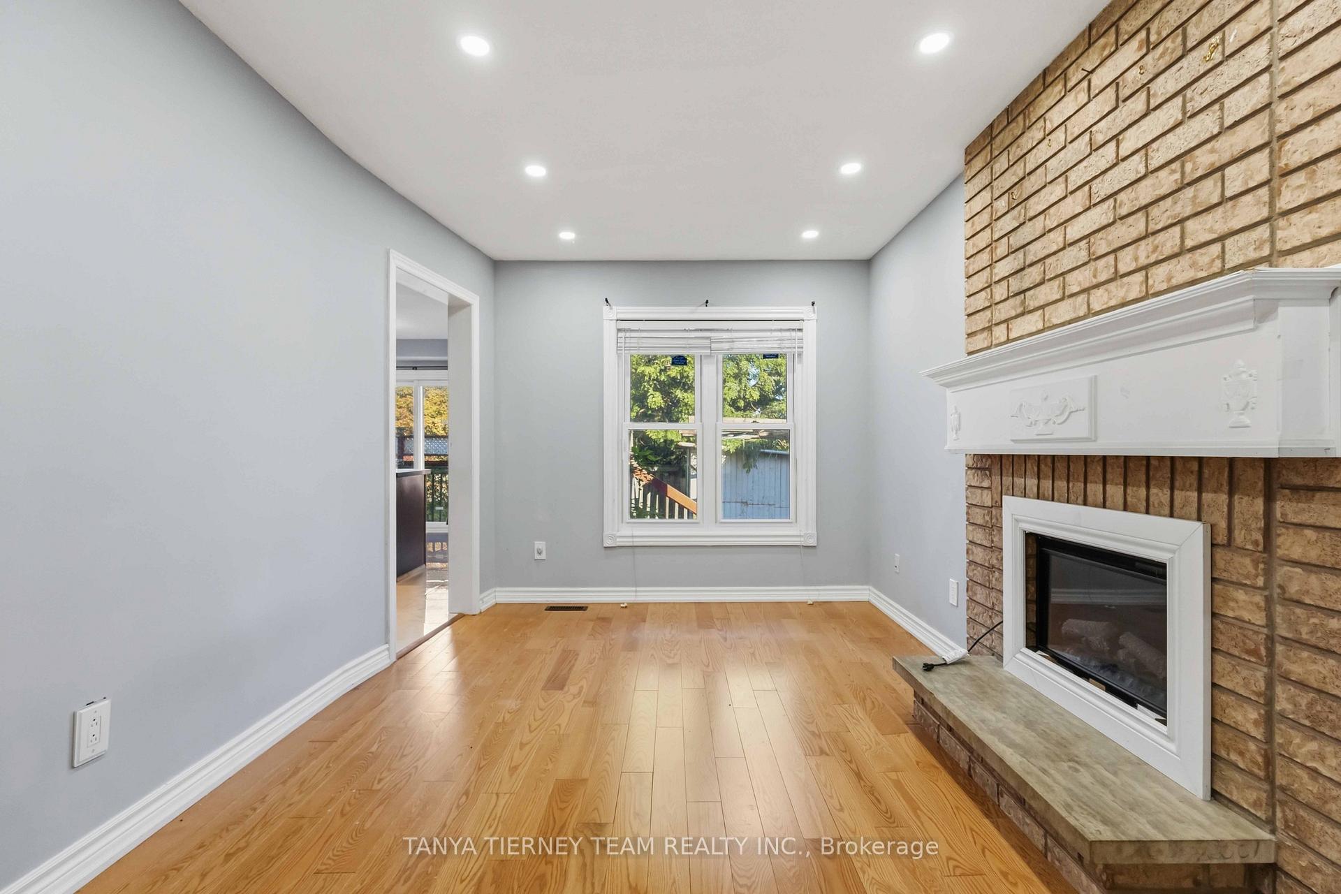 Photo 22 of 11 Hunter Drive, Ajax, Central West — HOMEH