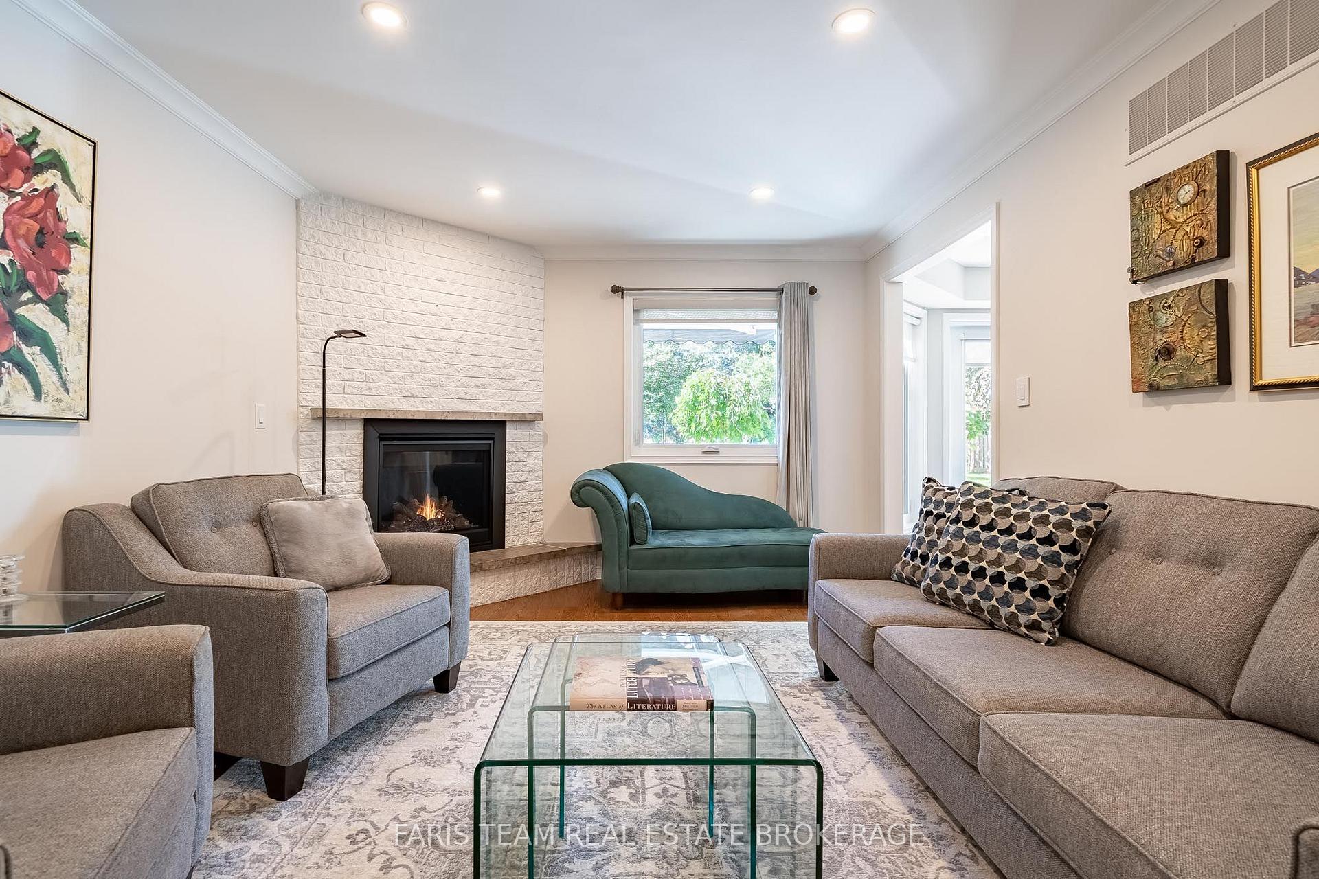 Photo 15 of 142 Nelson Street, Barrie, Grove East — HOMEH