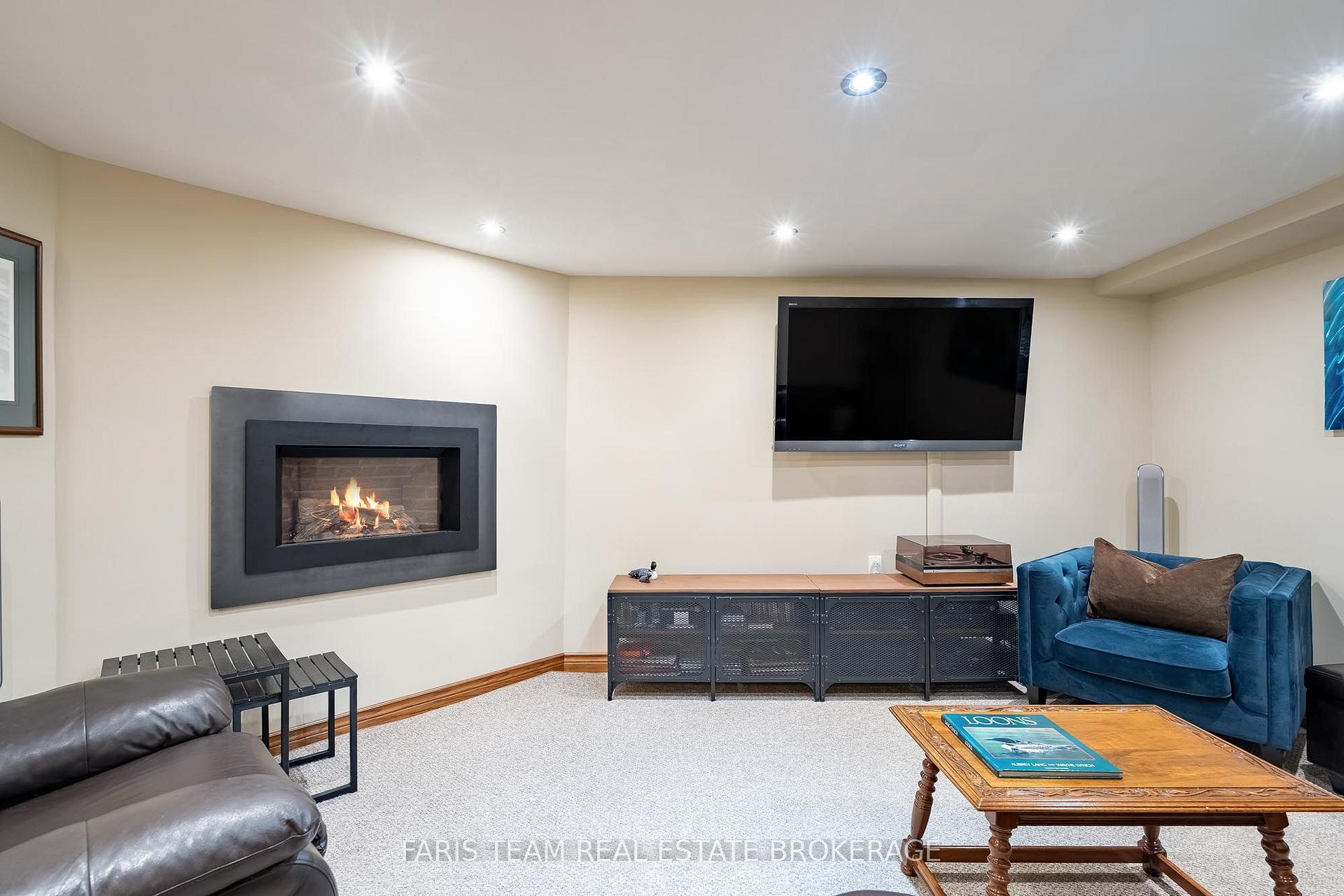 Photo 30 of 142 Nelson Street, Barrie, Grove East — HOMEH