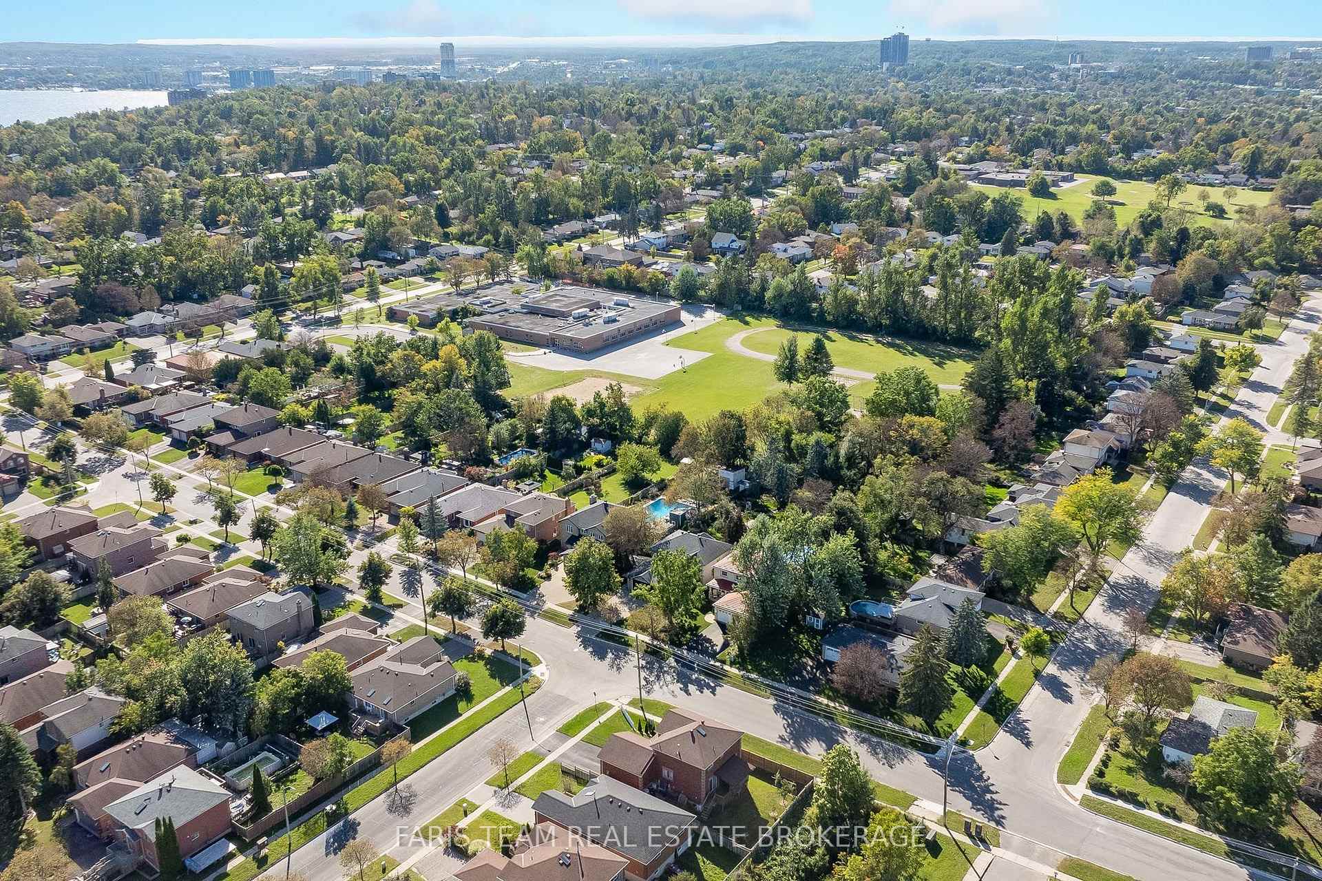 Photo 46 of 142 Nelson Street, Barrie, Grove East — HOMEH