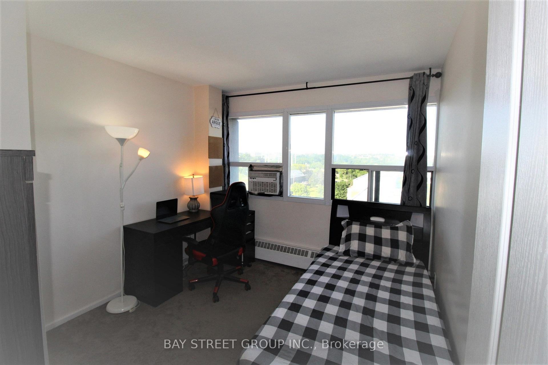 Photo 10 of Unit 1010, 100 Leeward Glenway, Toronto, Flemingdon Park — HOMEH