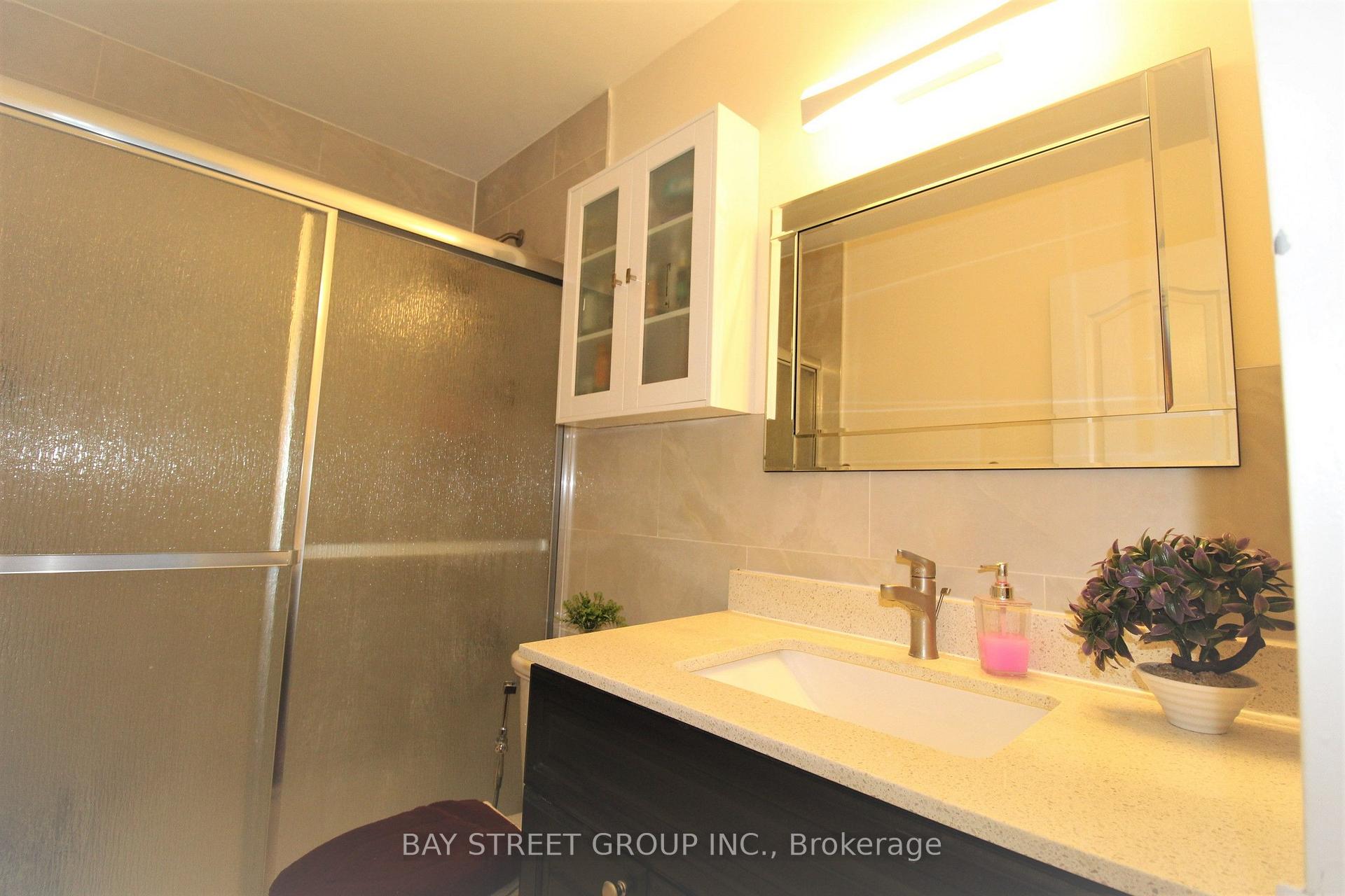 Photo 20 of Unit 1010, 100 Leeward Glenway, Toronto, Flemingdon Park — HOMEH