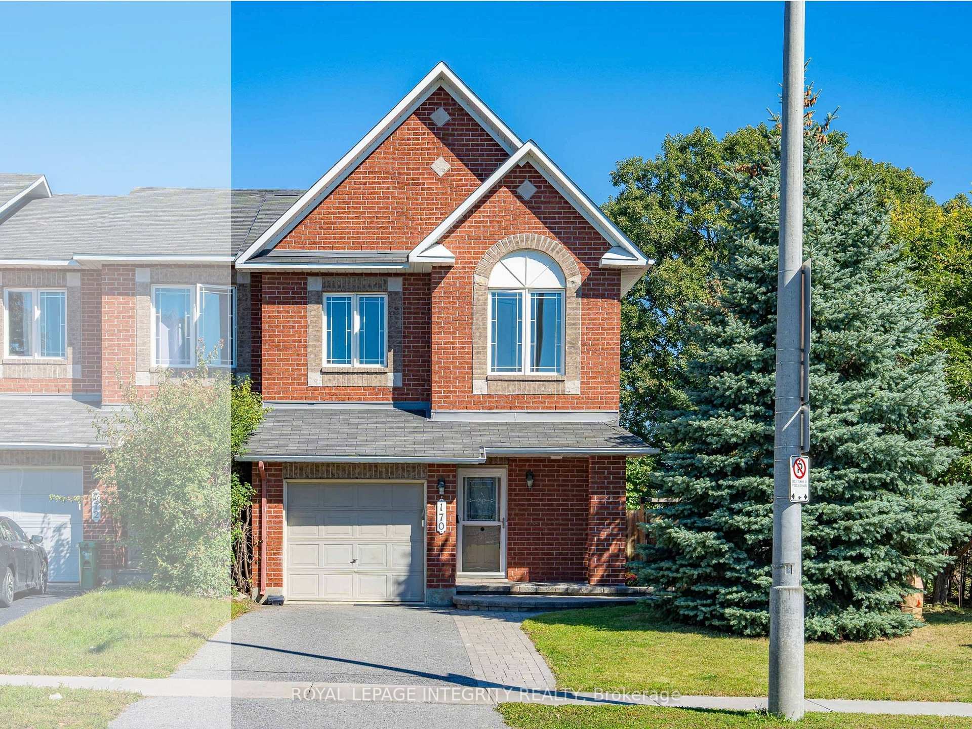 Front of 170 Flamborough Way