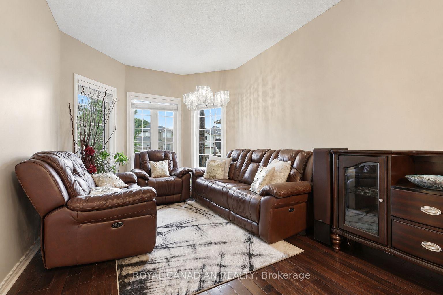 Photo 5 of 264 Country Lane, Barrie, Painswick South — HOMEH