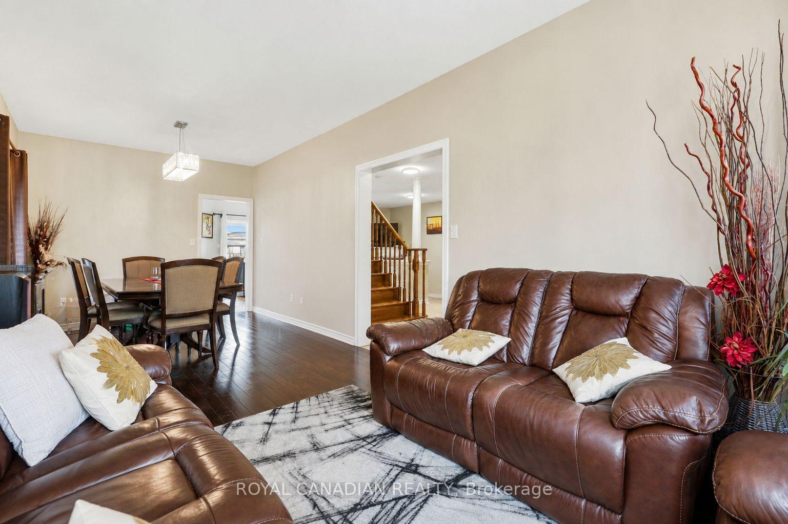 Photo 6 of 264 Country Lane, Barrie, Painswick South — HOMEH