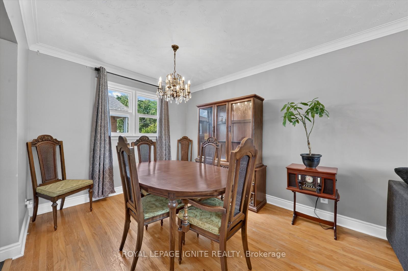 Photo 10 of 20 Alanbury Crescent, Scarborough, Woburn — HOMEH