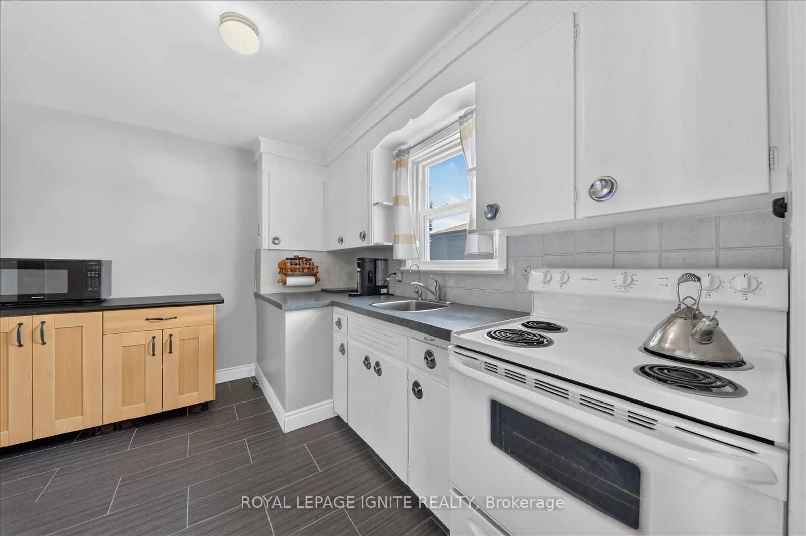 Photo 11 of 20 Alanbury Crescent, Scarborough, Woburn — HOMEH
