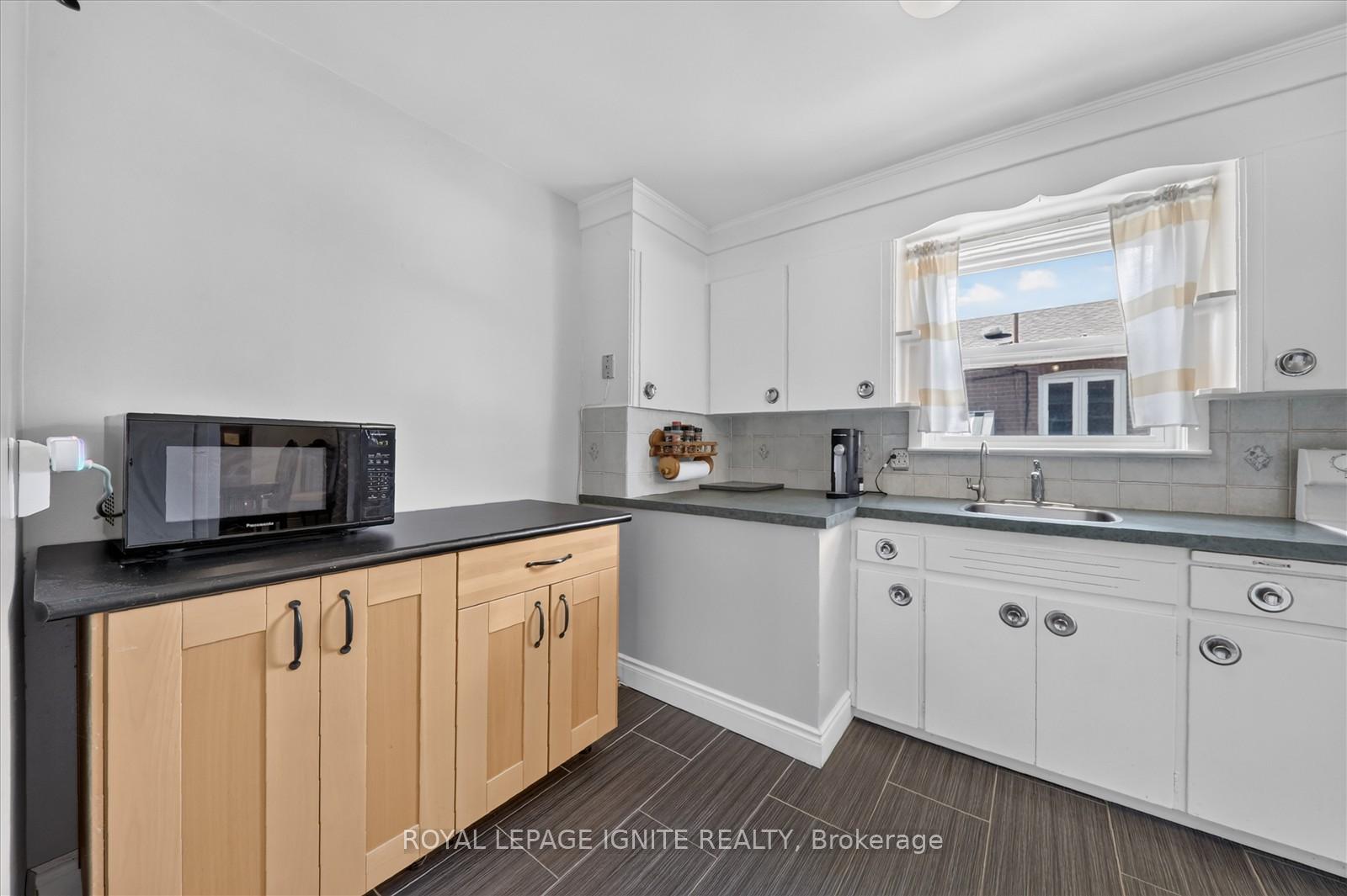 Photo 12 of 20 Alanbury Crescent, Scarborough, Woburn — HOMEH