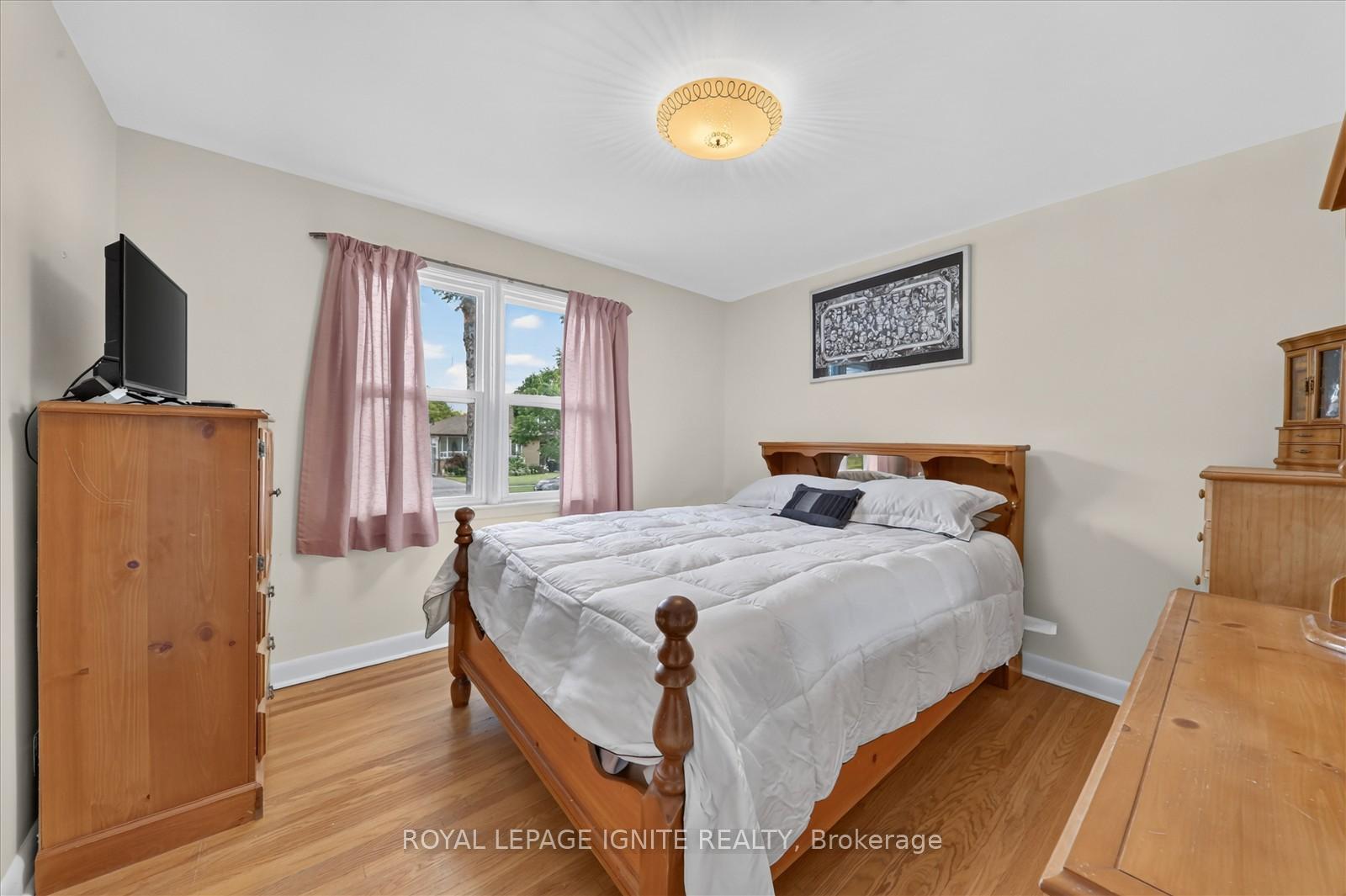 Photo 13 of 20 Alanbury Crescent, Scarborough, Woburn — HOMEH