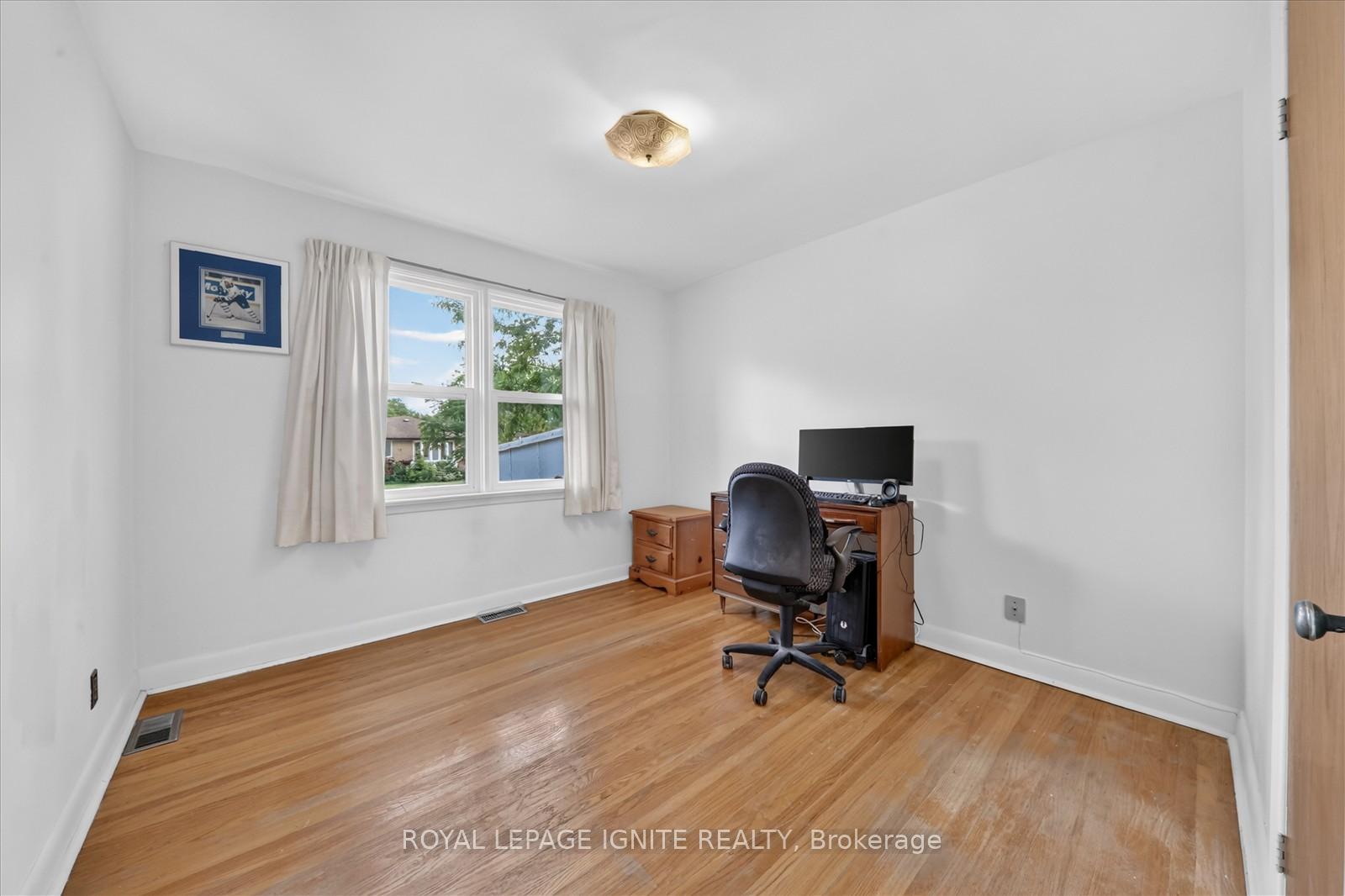 Photo 18 of 20 Alanbury Crescent, Scarborough, Woburn — HOMEH